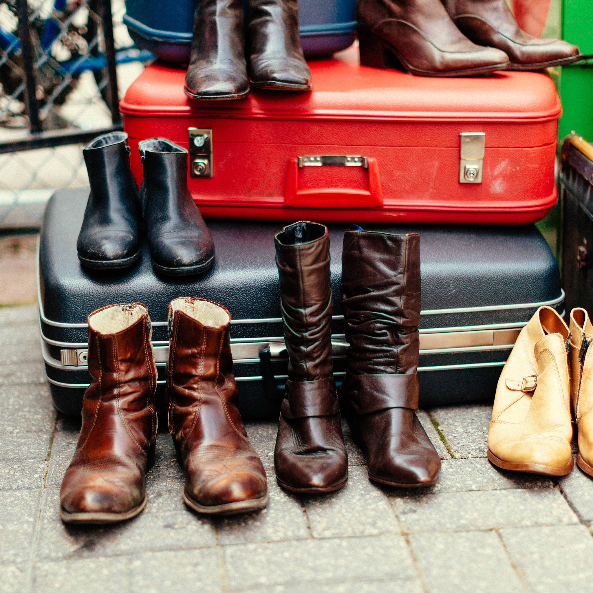 复古时尚短靴：舒适百搭，尽显潮流魅力