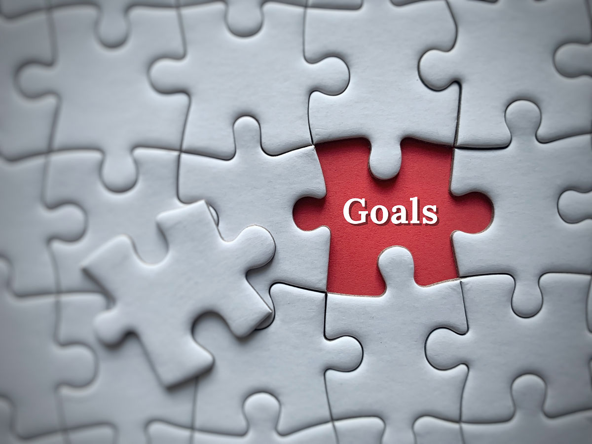 字谜：后勤工作看成效