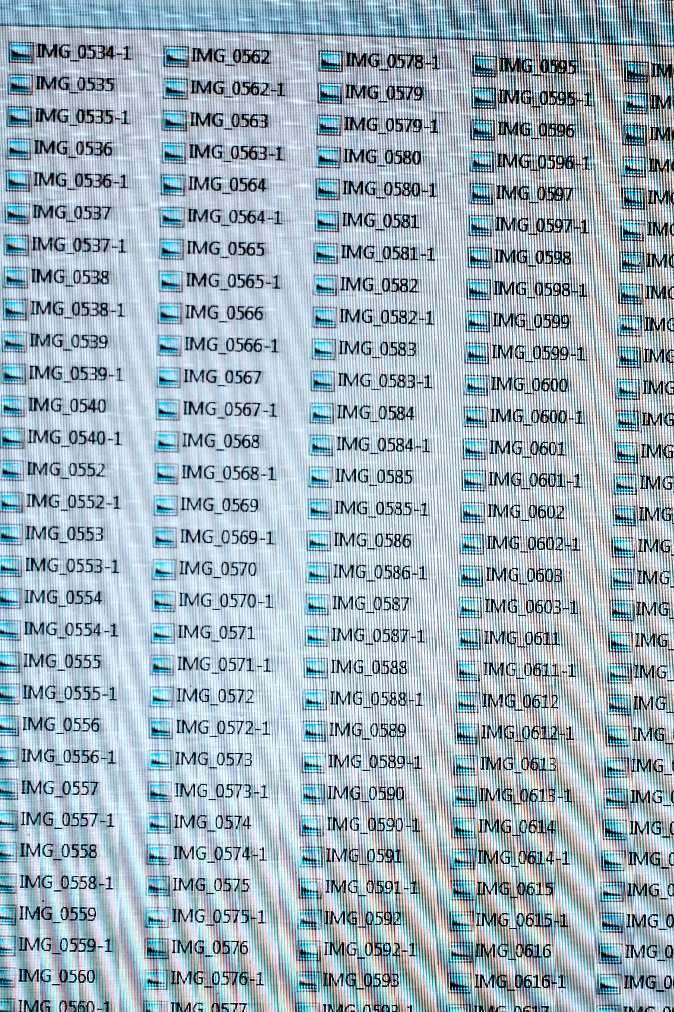 C++程序统计字符类型数量: 英文字母、空格、数字和其他