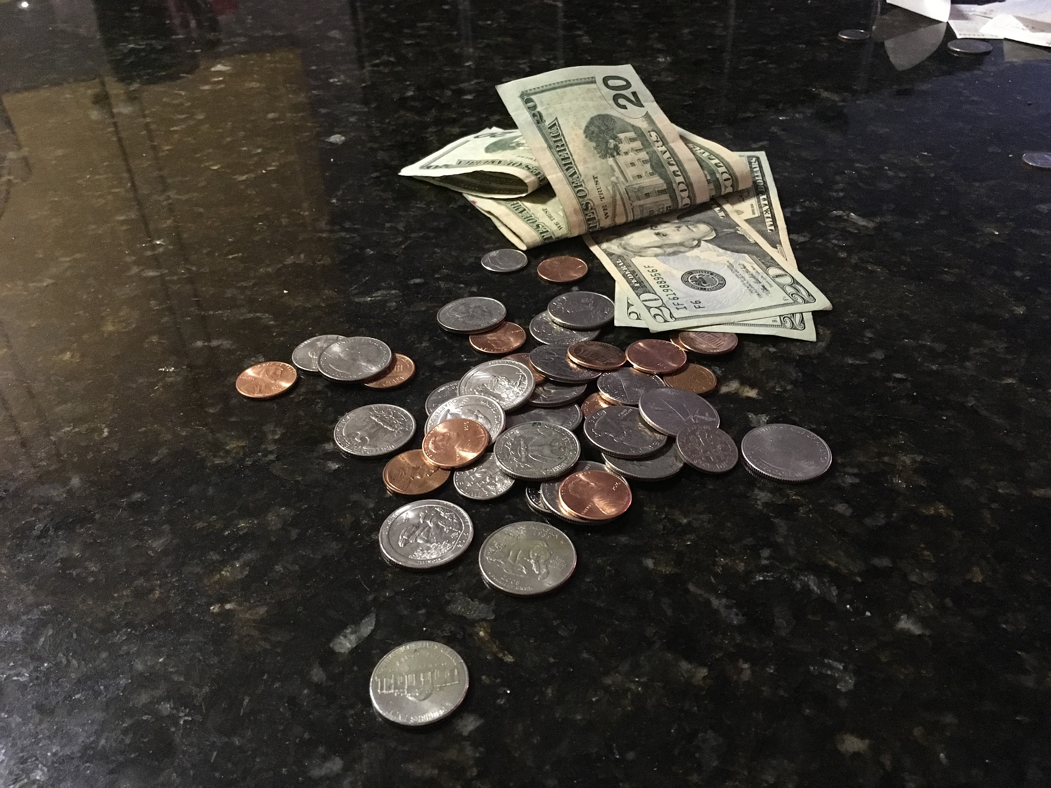 捡的铜钱能不能带回家，