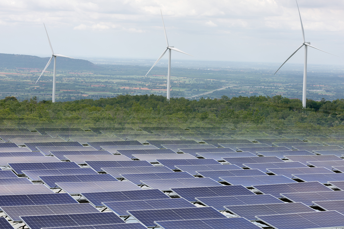 新能源的文章10000字