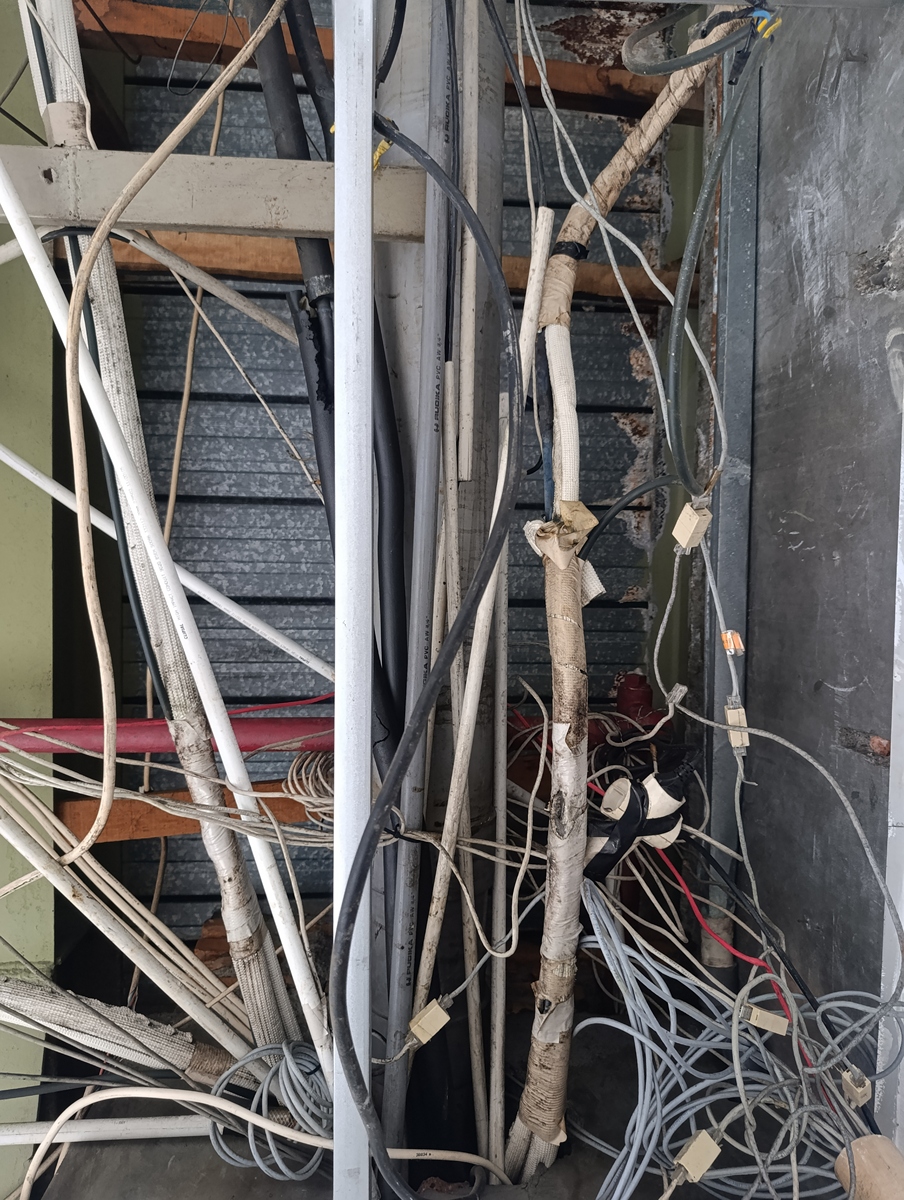 农村冬季电力线路老化及设备损坏问题分析