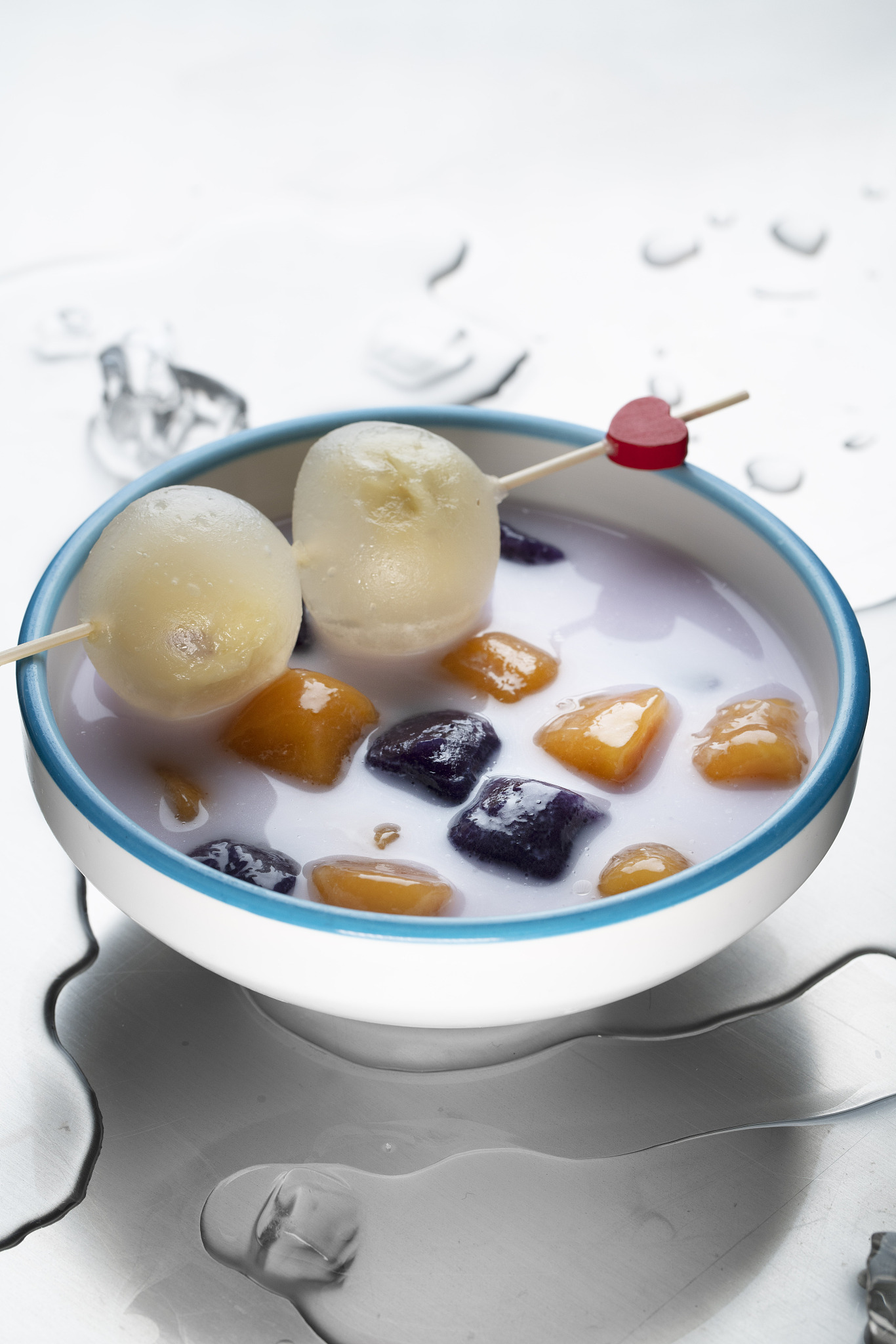 广东传统小吃：软糯香甜的钵仔糕，唤醒你的童年记忆！