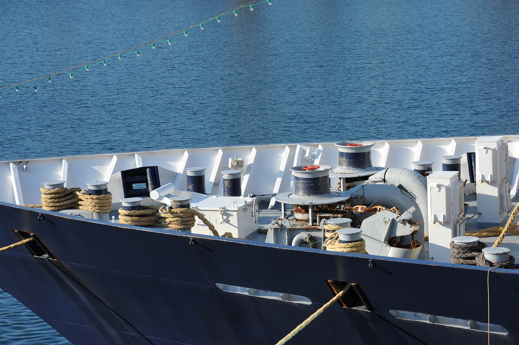 mooring winch with hawser