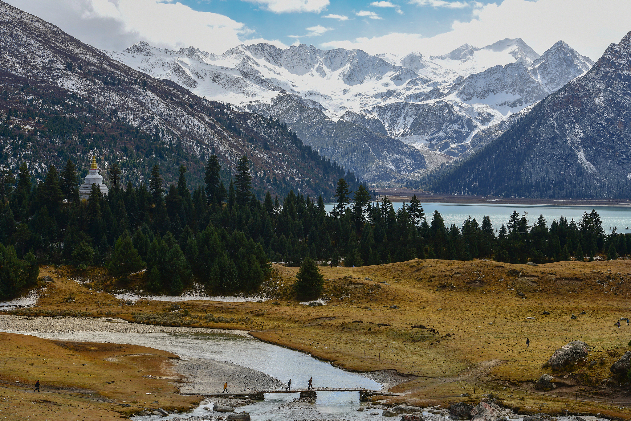 几步路的距离用成语怎么说多给几个选项