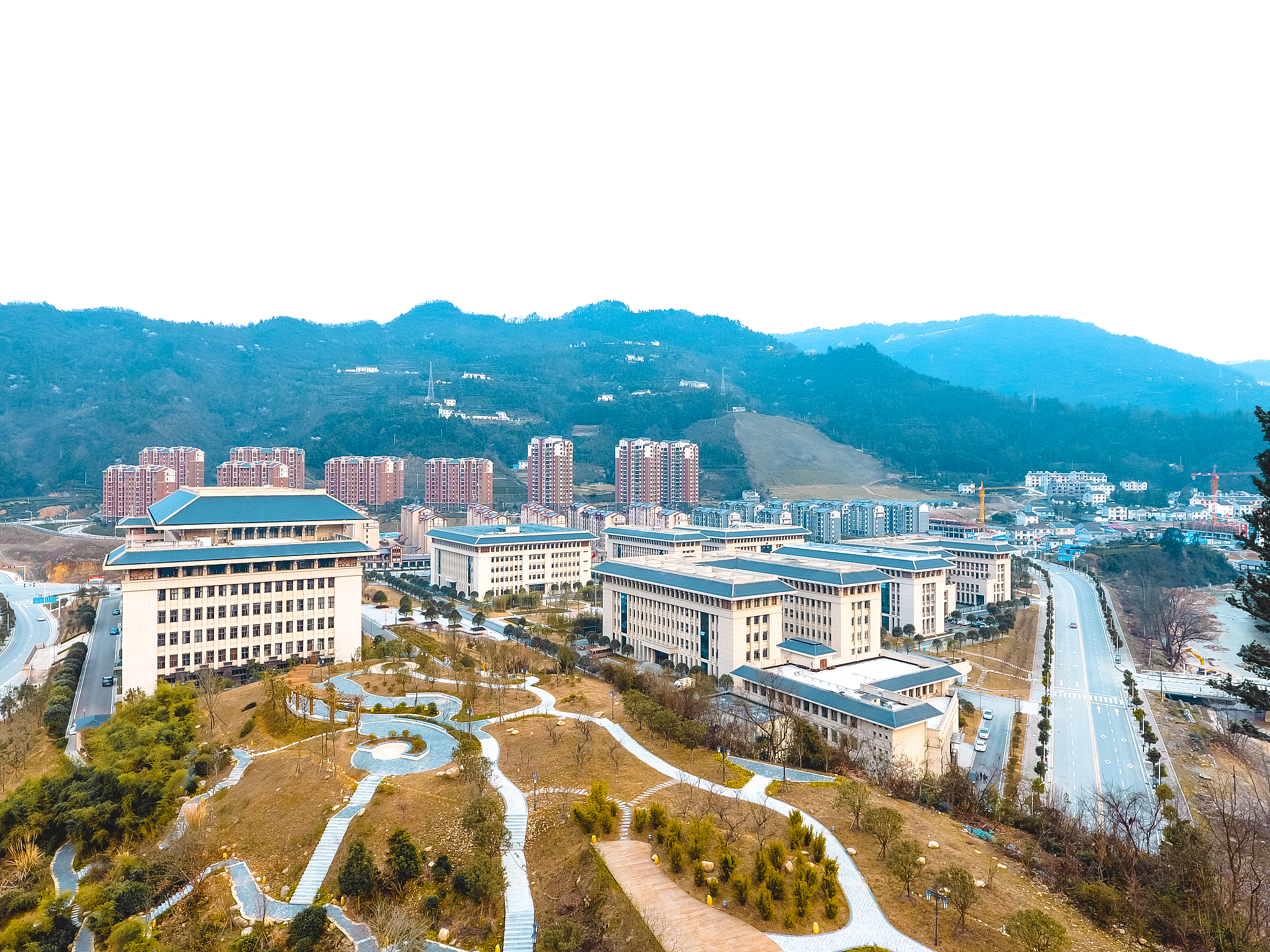 五峰土家族自治县职业教育中心商贸旅游专业怎么样？这个专业好不好？；：：；；