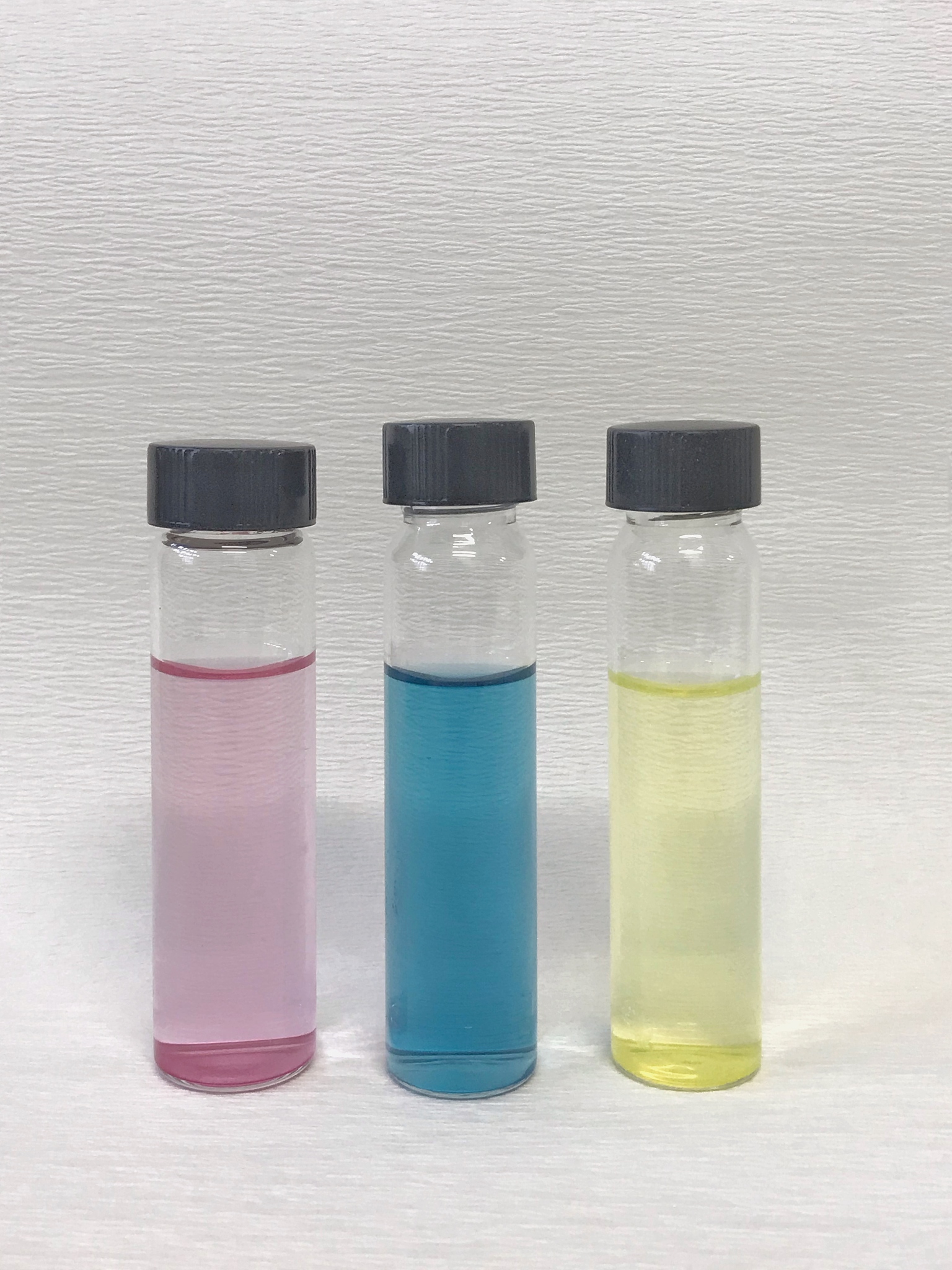 铵根离子与溴甲酚紫能发生颜色反应吗