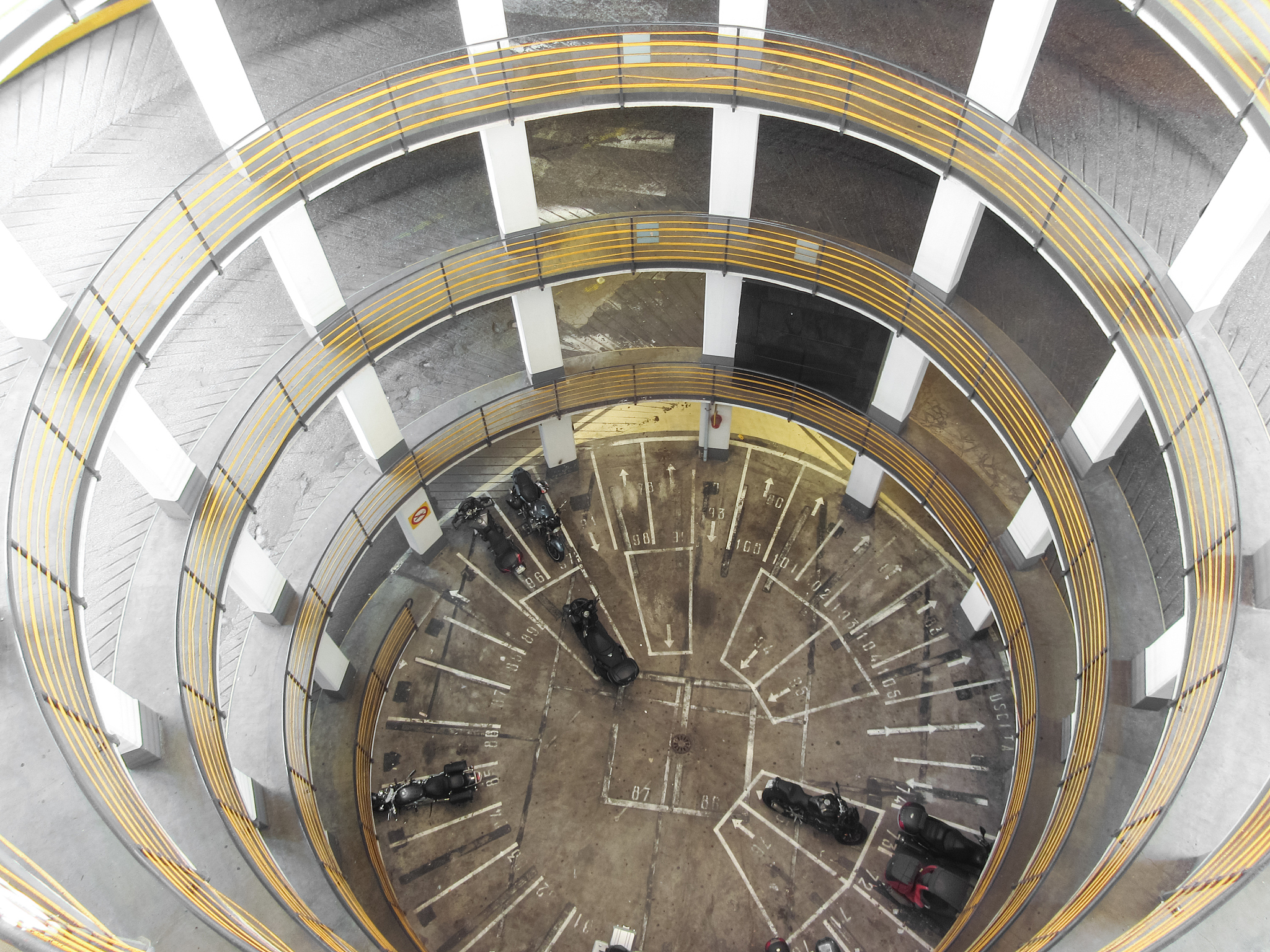 关岭民族职业技术学校汽车维修专业怎么样