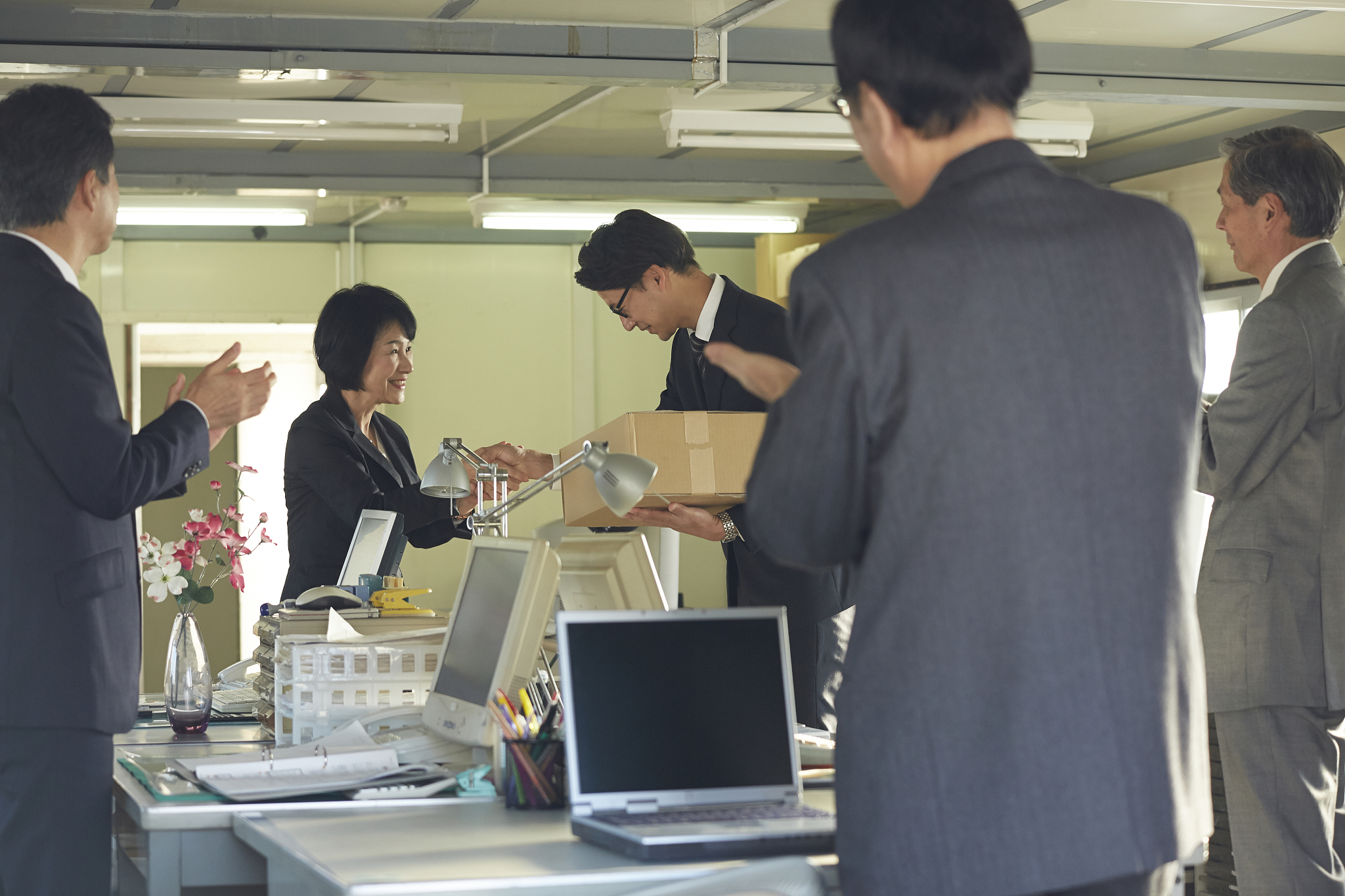 领导巡查时如何机智躲避？小明教你玩转办公室