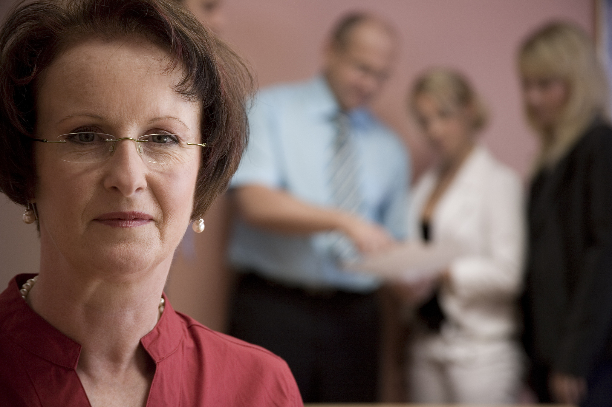 女强人没有态度她们有标准。安德烈迷人的夜晚