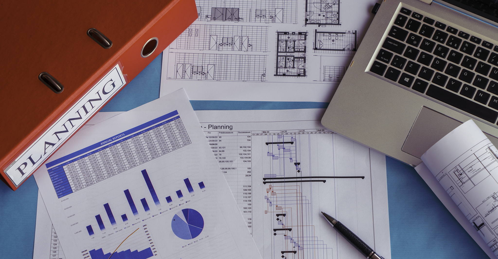 你是一名高级项目经理请谈谈您在项目管理上遇到的最大挑战是什么？您是如何处理的？