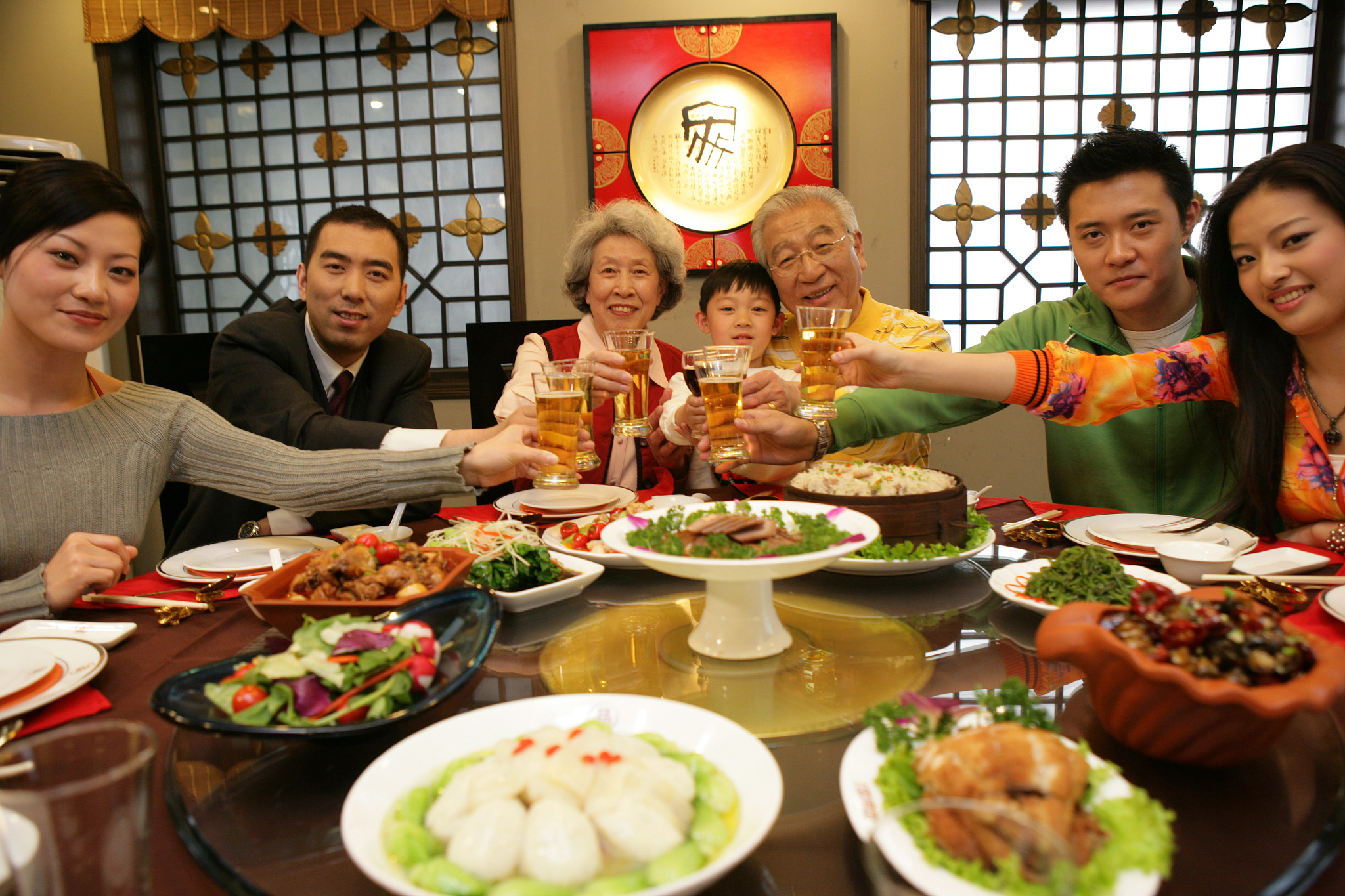 疯狂的大年夜 写一篇300字小学作文