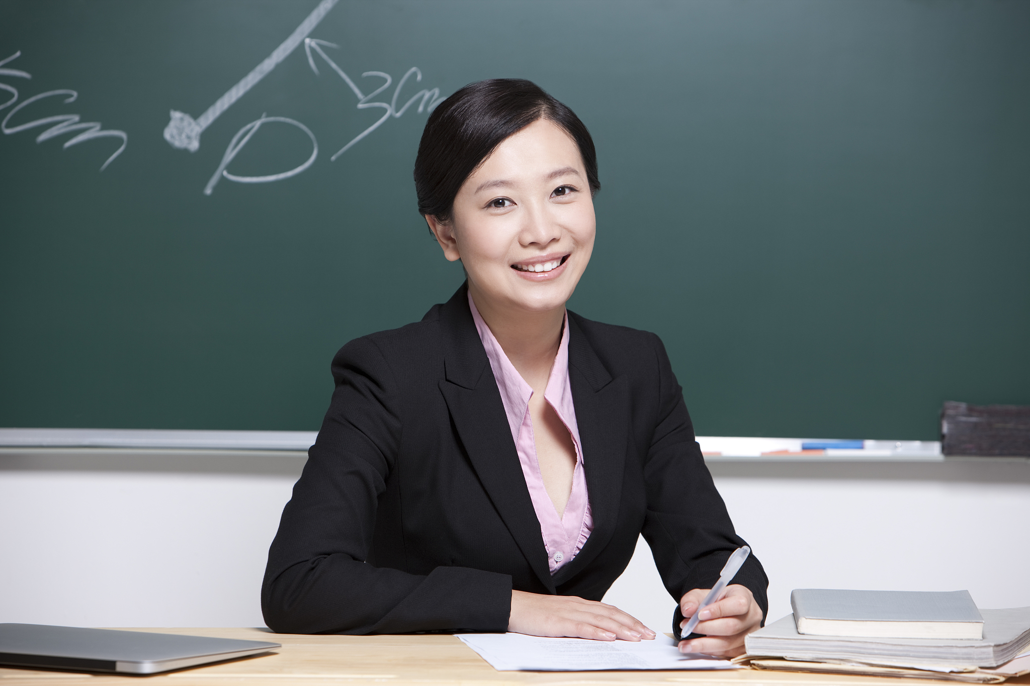 小学数学多媒体教学优势与不足：提升教学效果，克服使用局限