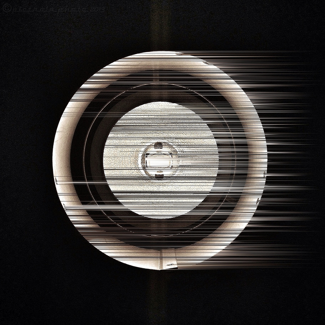 日常生活中的噪声耦合现象：影响你的设备和生活