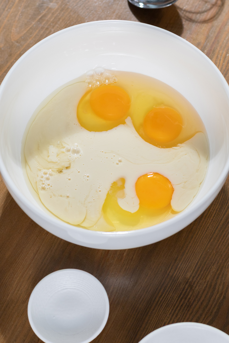 自制出油咸鸡蛋：传统美食，风味独特