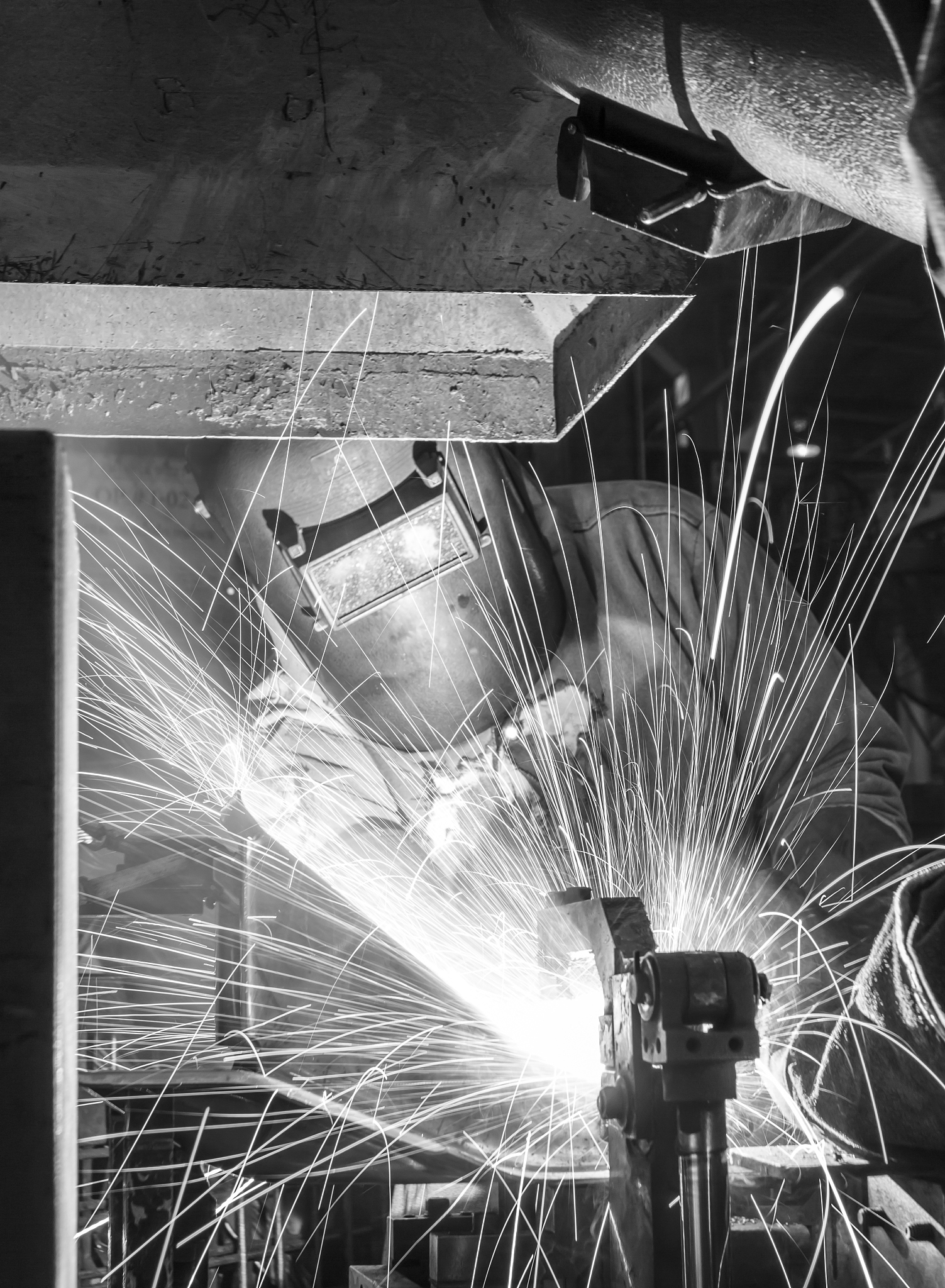 冷喷涂材料如何打到基体上？原理及应用介绍