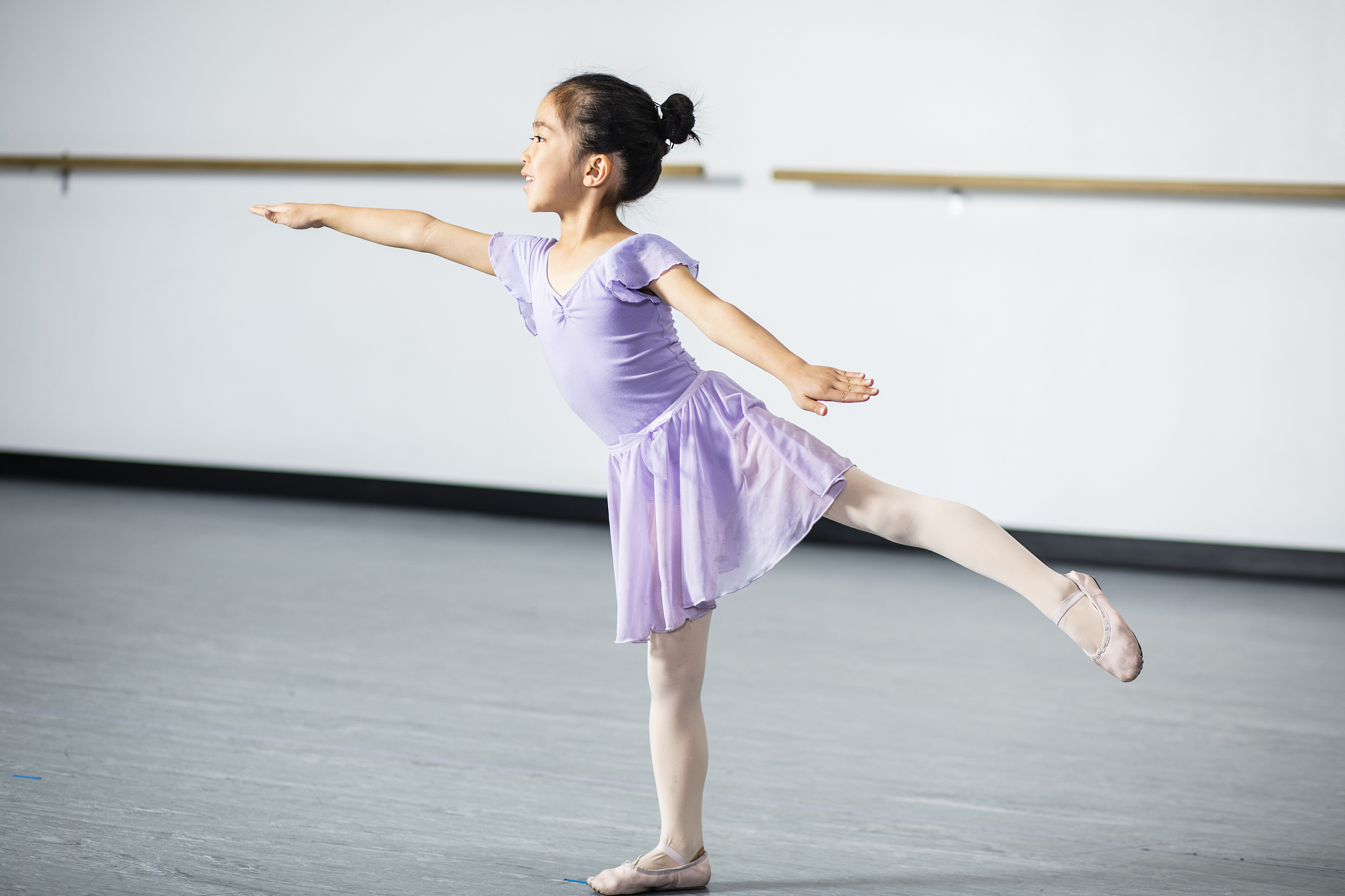 3岁8个月的小朋友可以报什么兴趣班