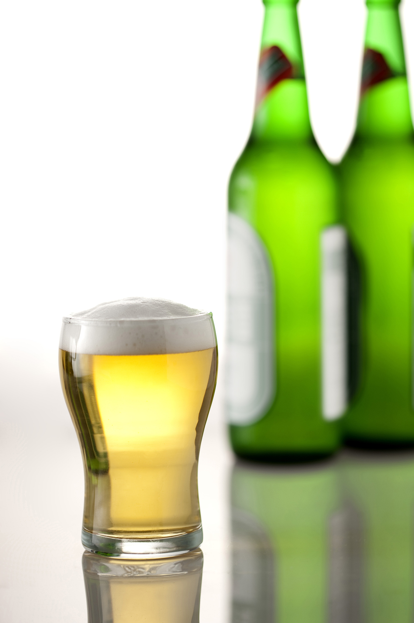 给我一份夏季啤酒酿造方案口感需要清爽畅饮20L批次