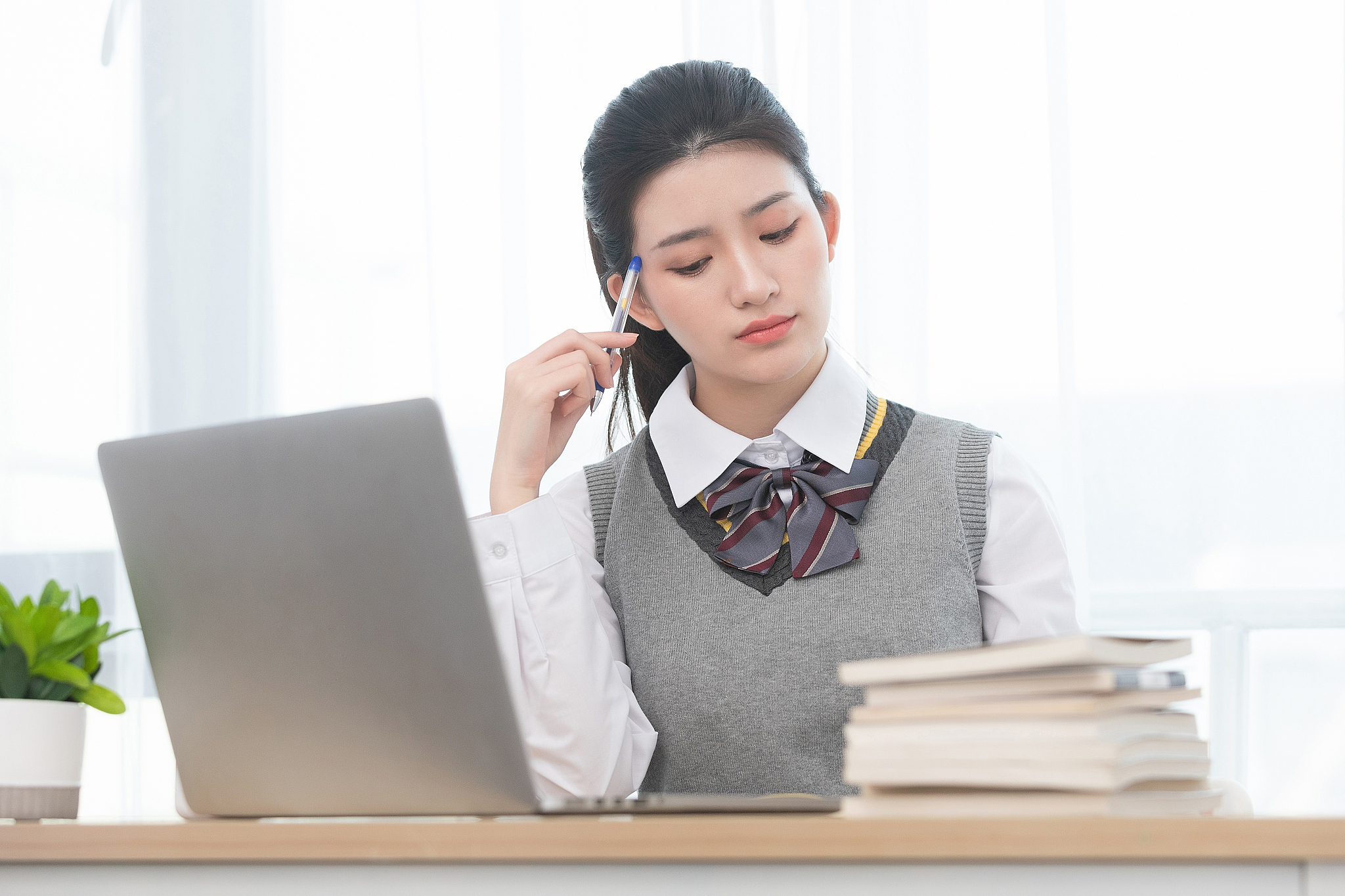 六盘水铁路学校推荐：优秀铁路教育机构盘点