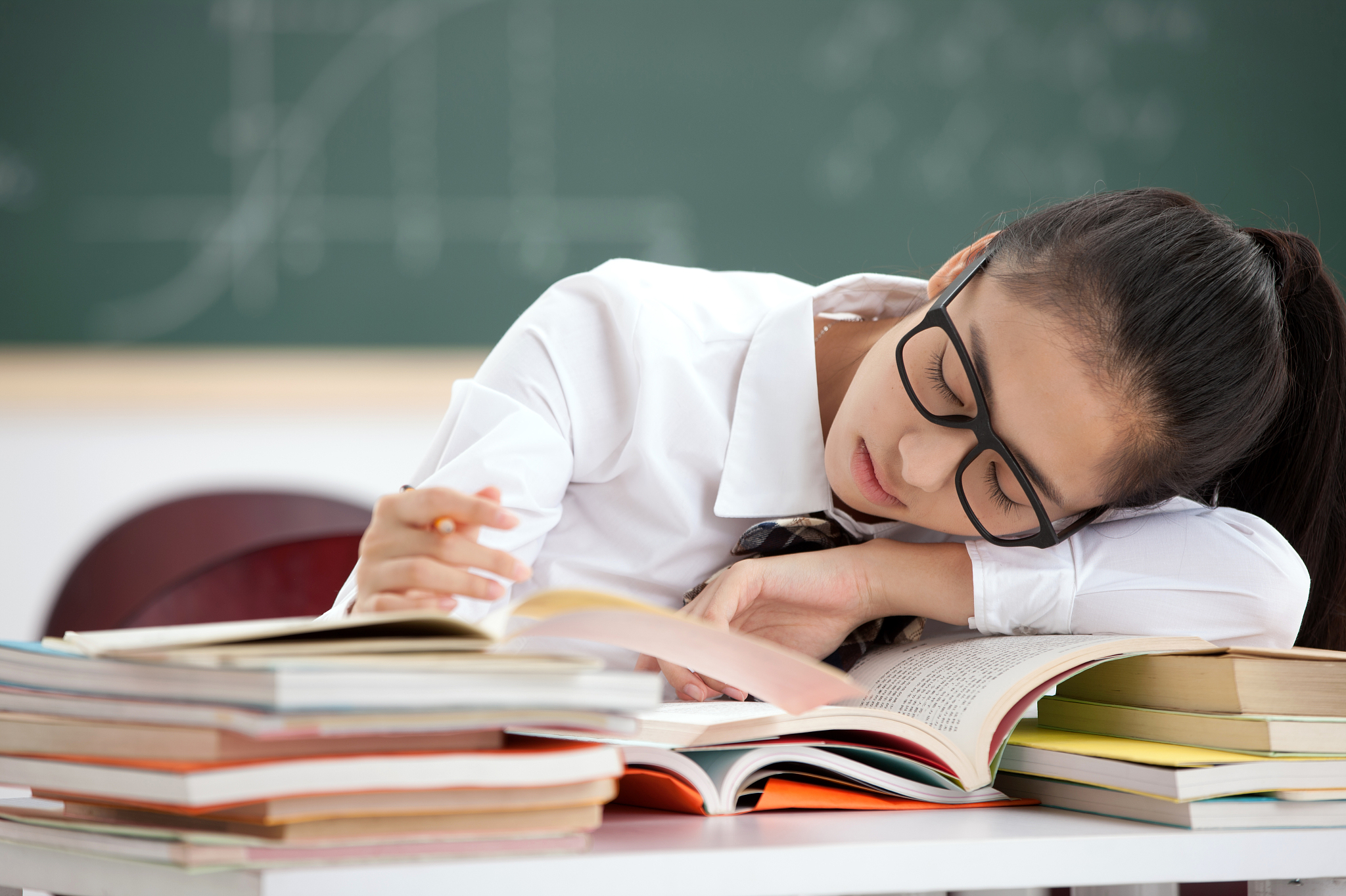 上课犯困怎么办？6招教你告别课堂瞌睡虫！
