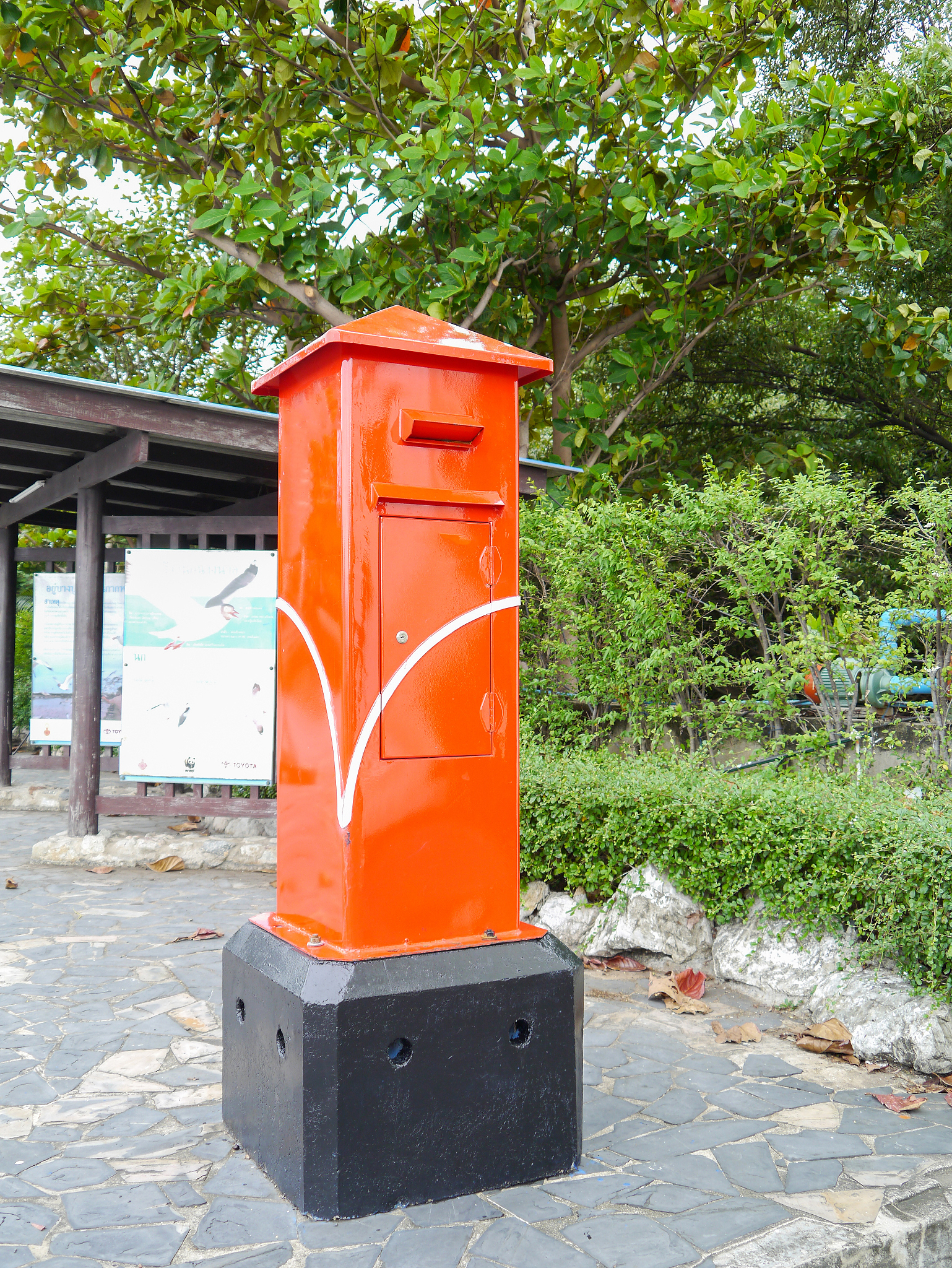 如何更改微软邮箱的账号