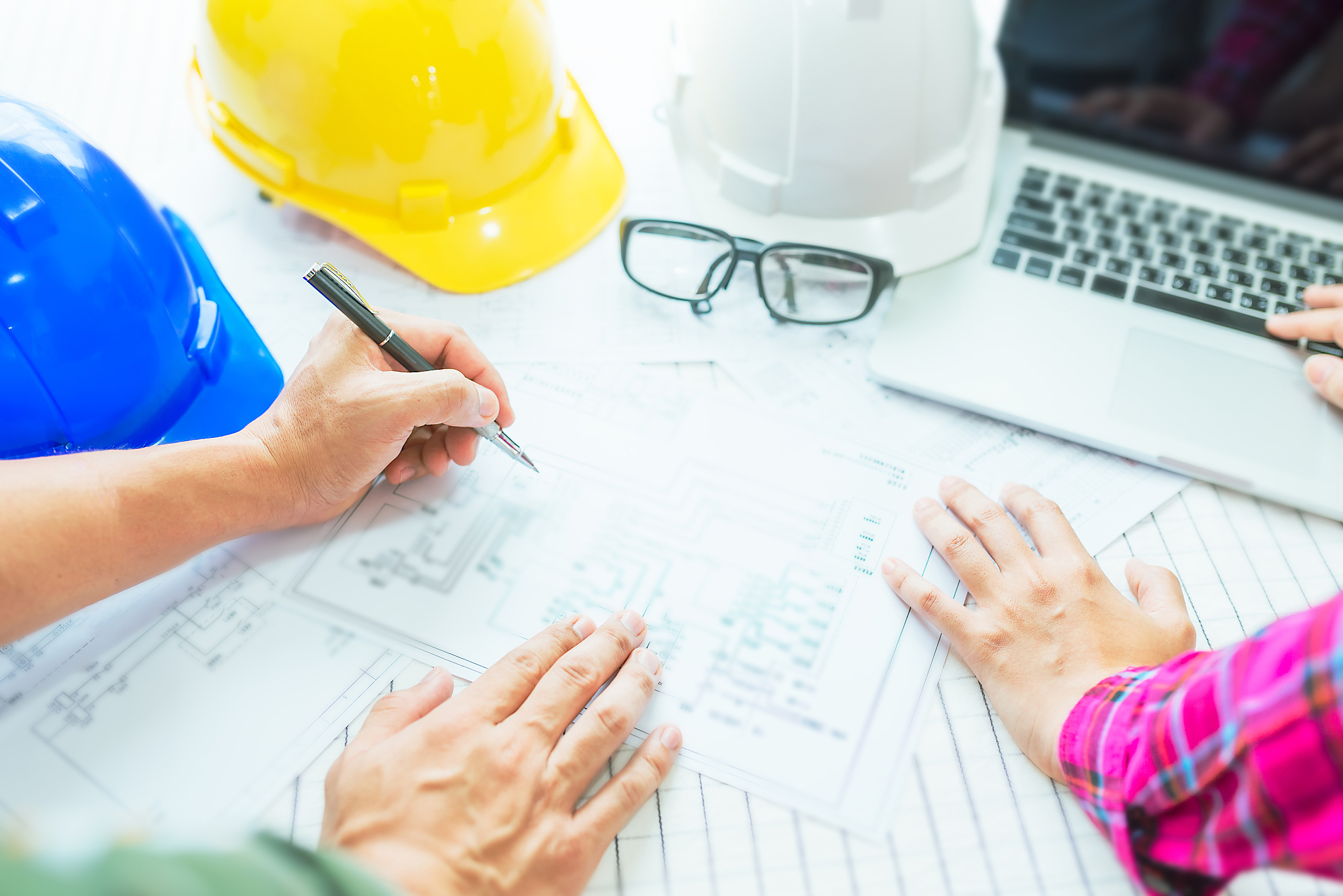 土木工程专业学生职业发展规划指南：从校园到职场