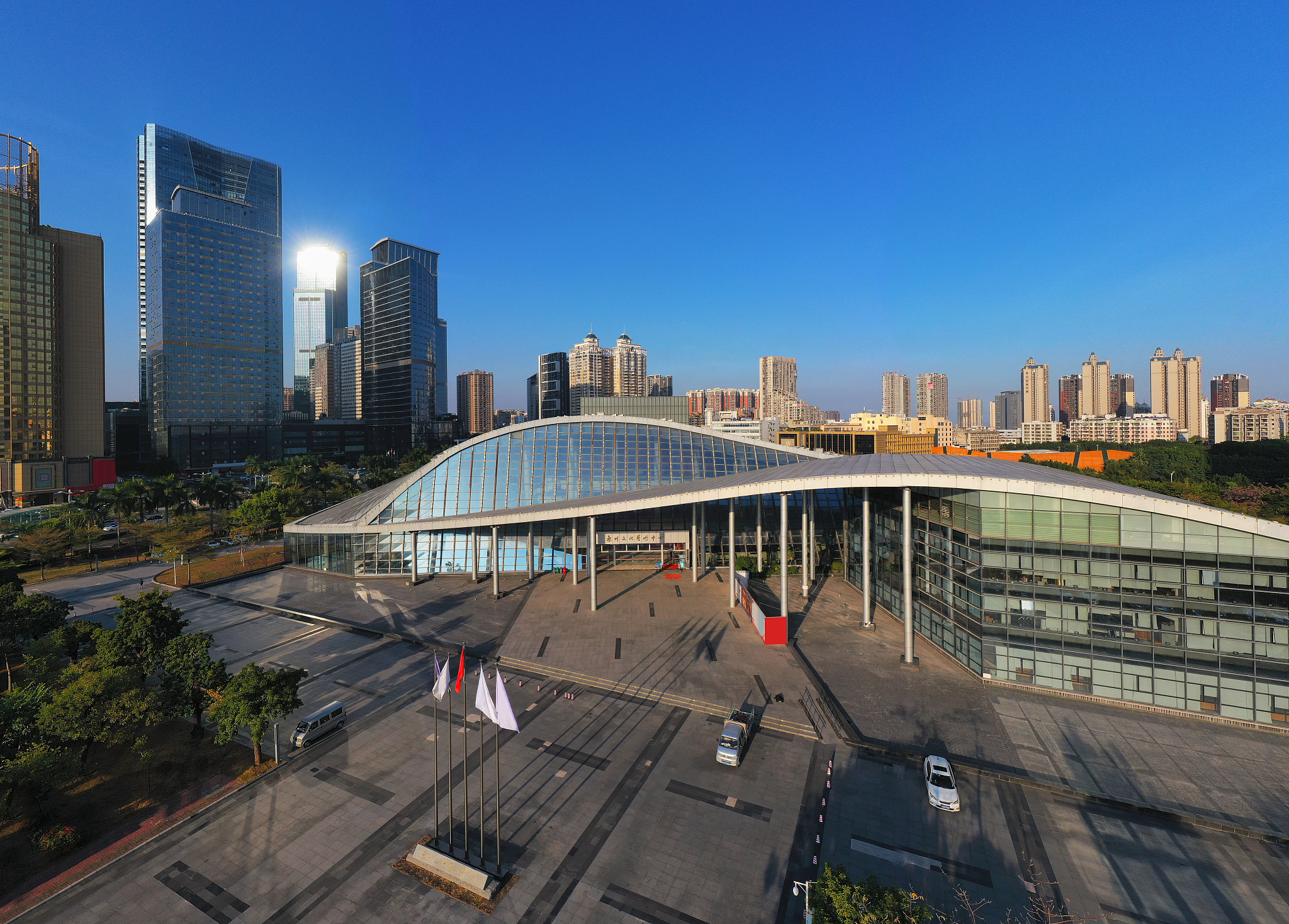 桃花岭下：岭南幼儿园的文化困境