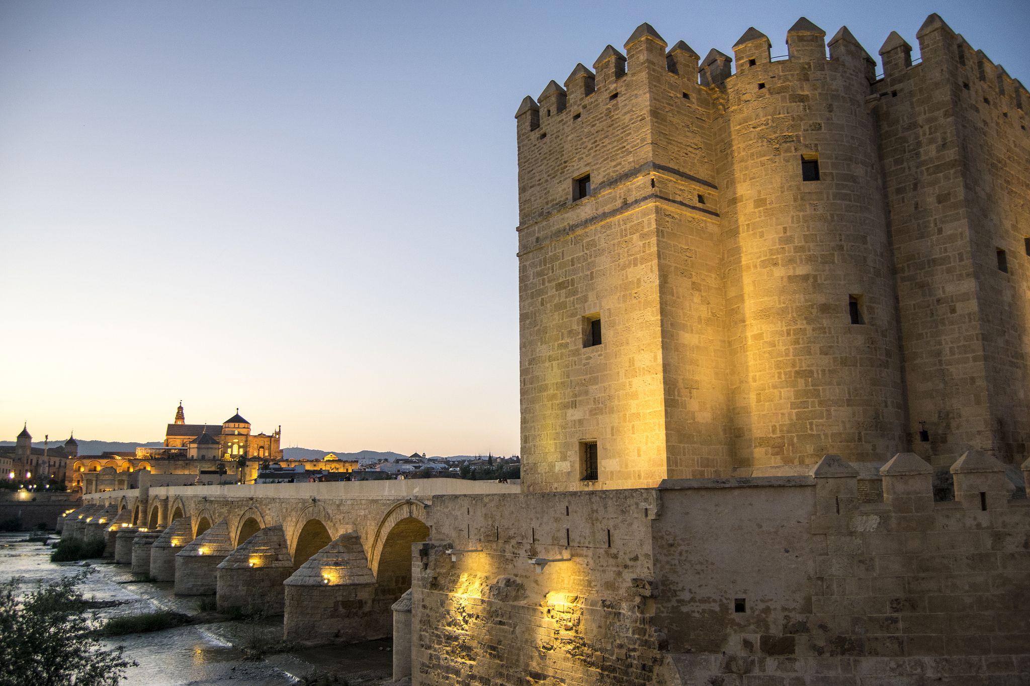 roman bridge of cordoba