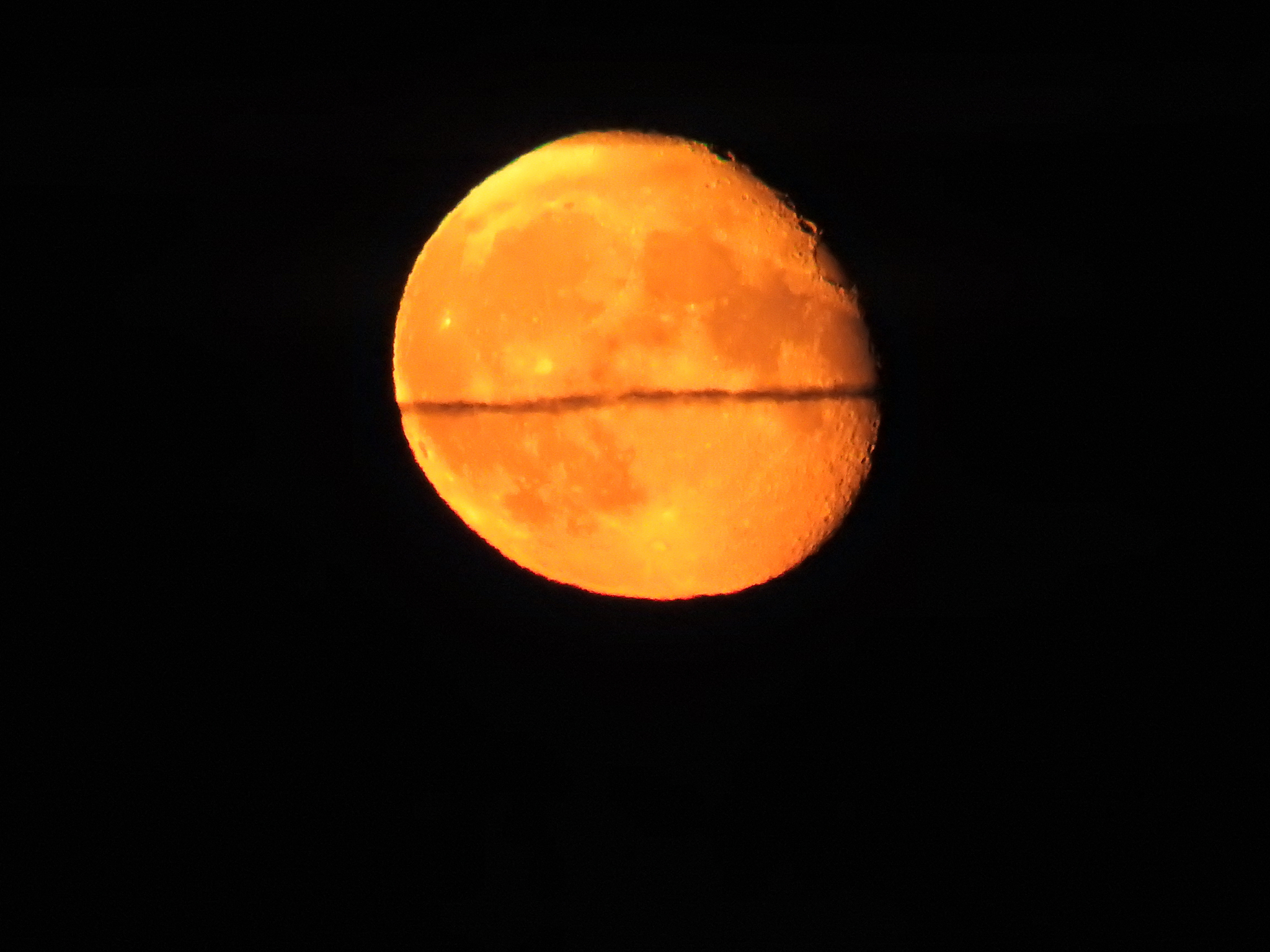 日全环食的原理