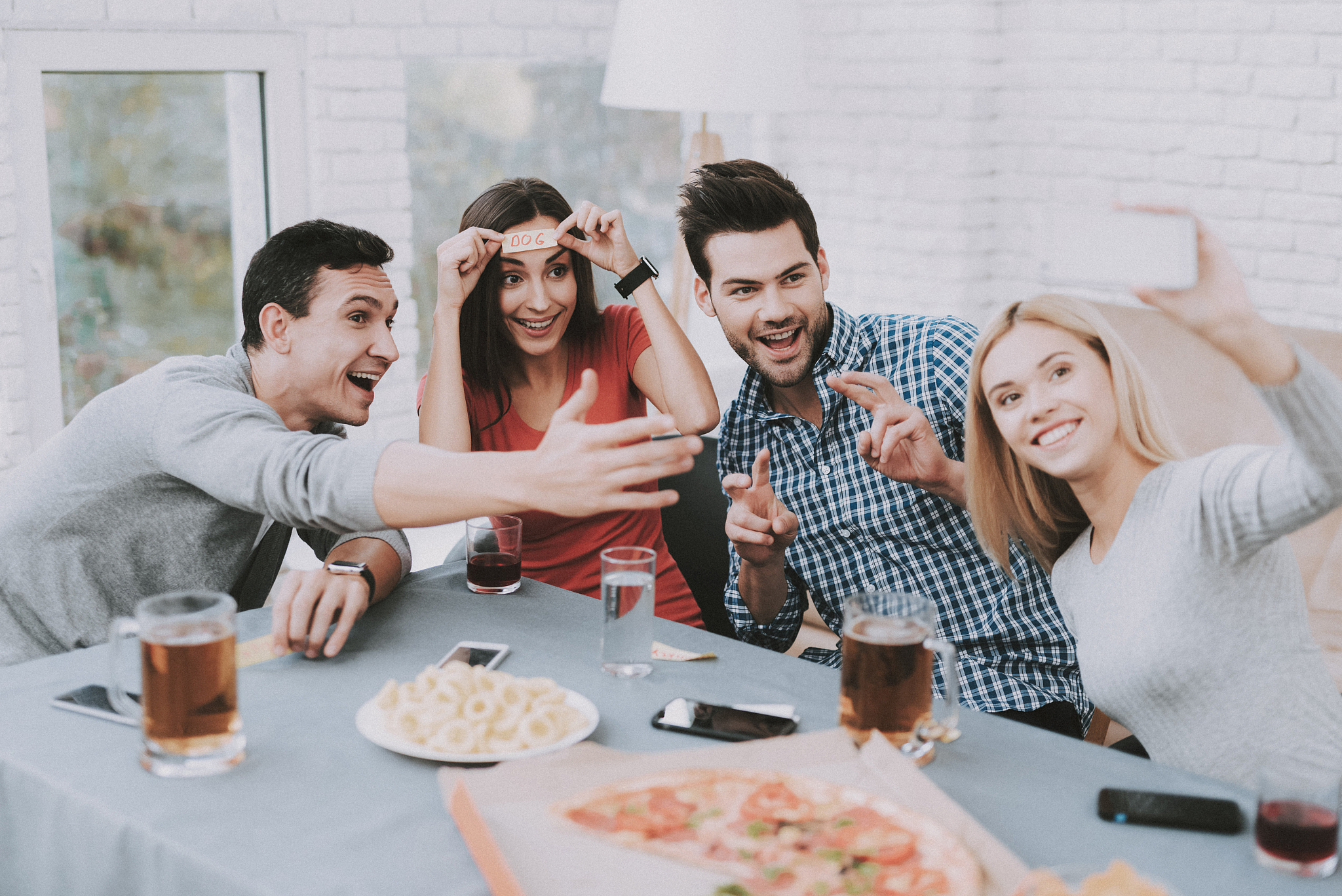 写一个吃鸡偏养老的兵团宣言