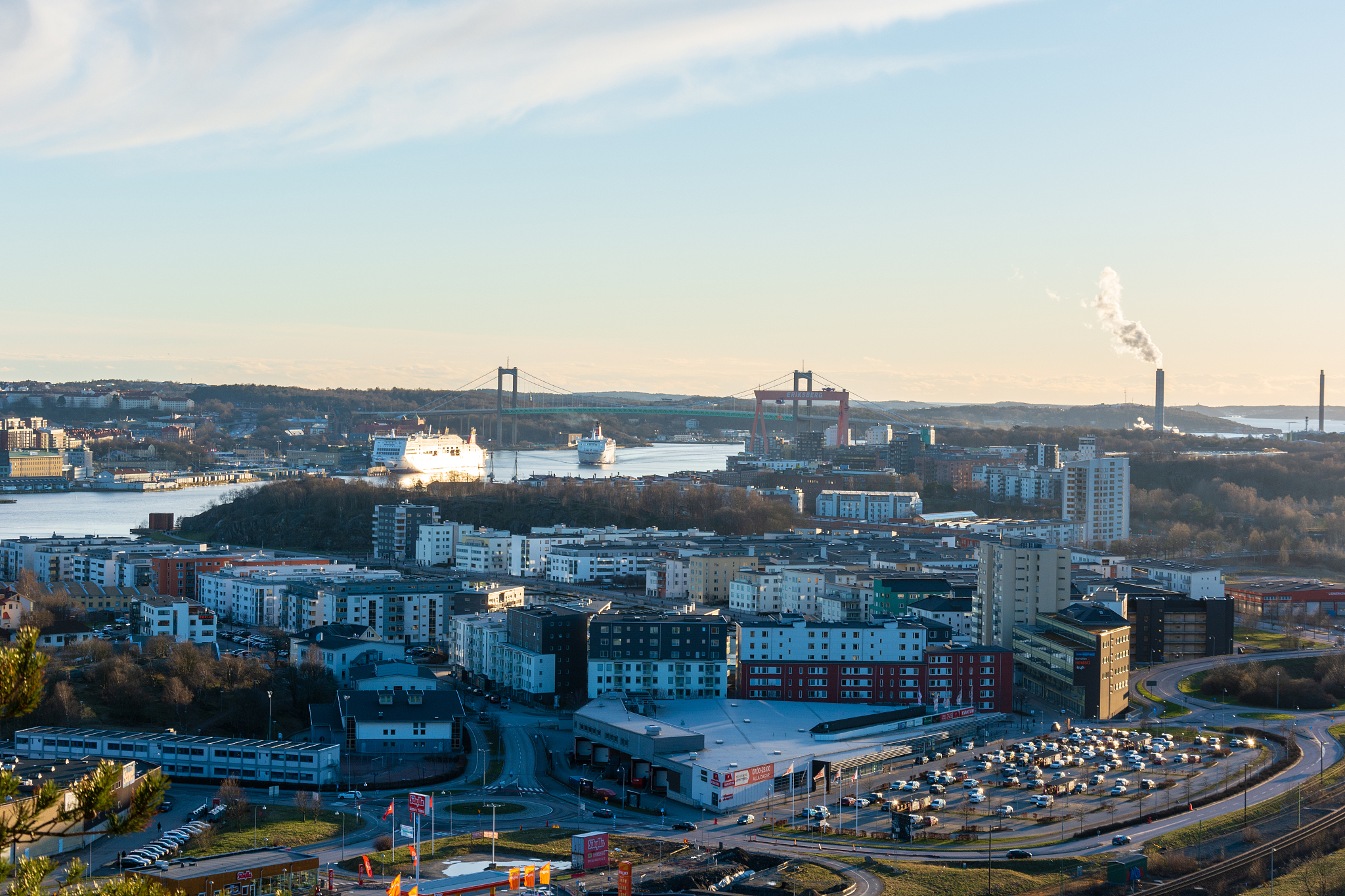 bird eye view of gothenburg city from top of ramberget hill