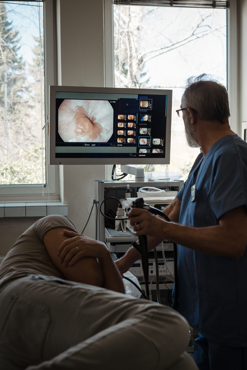 胃镜在哪里进去
