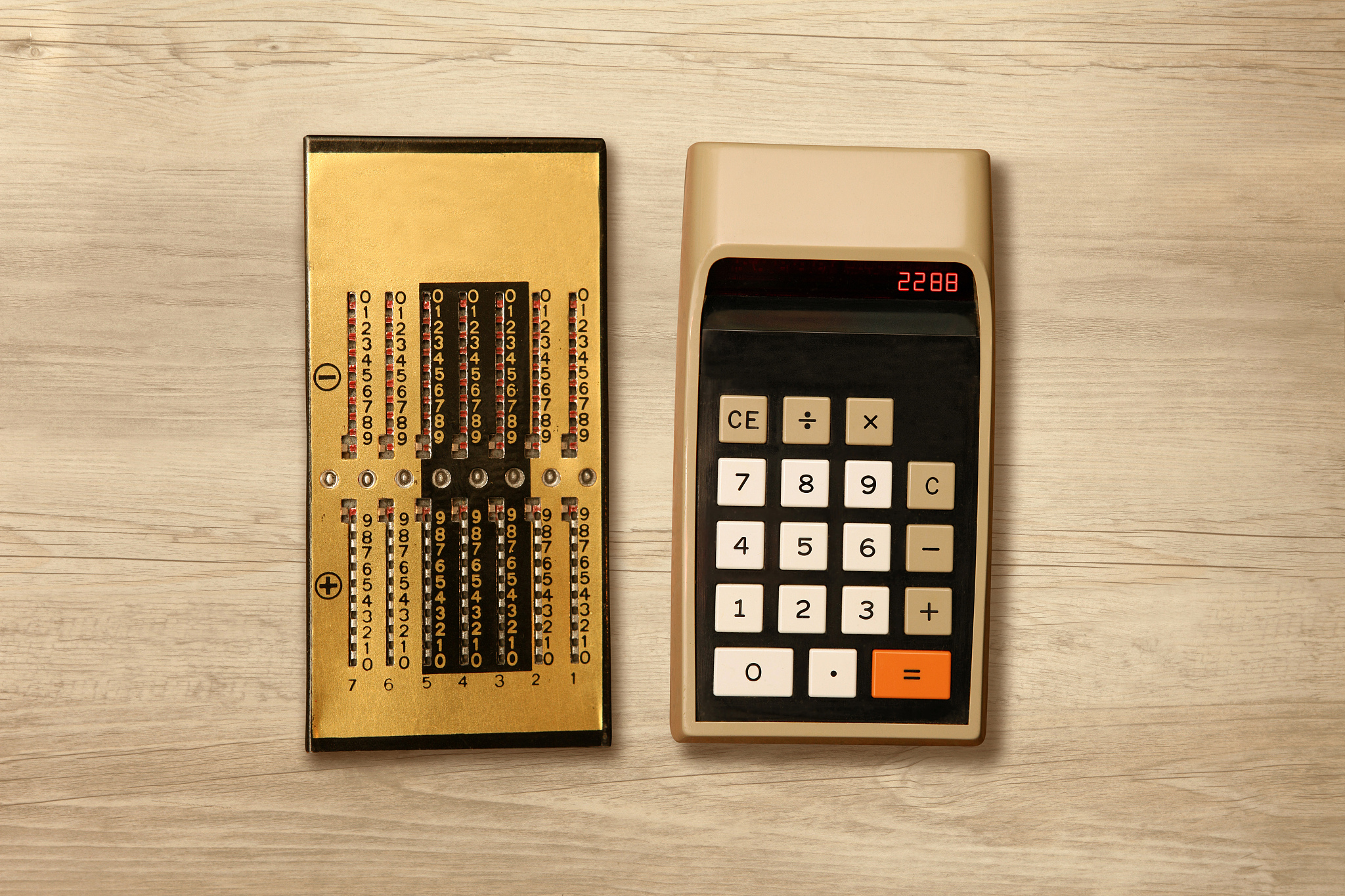 因数末尾有0的乘法可以先把