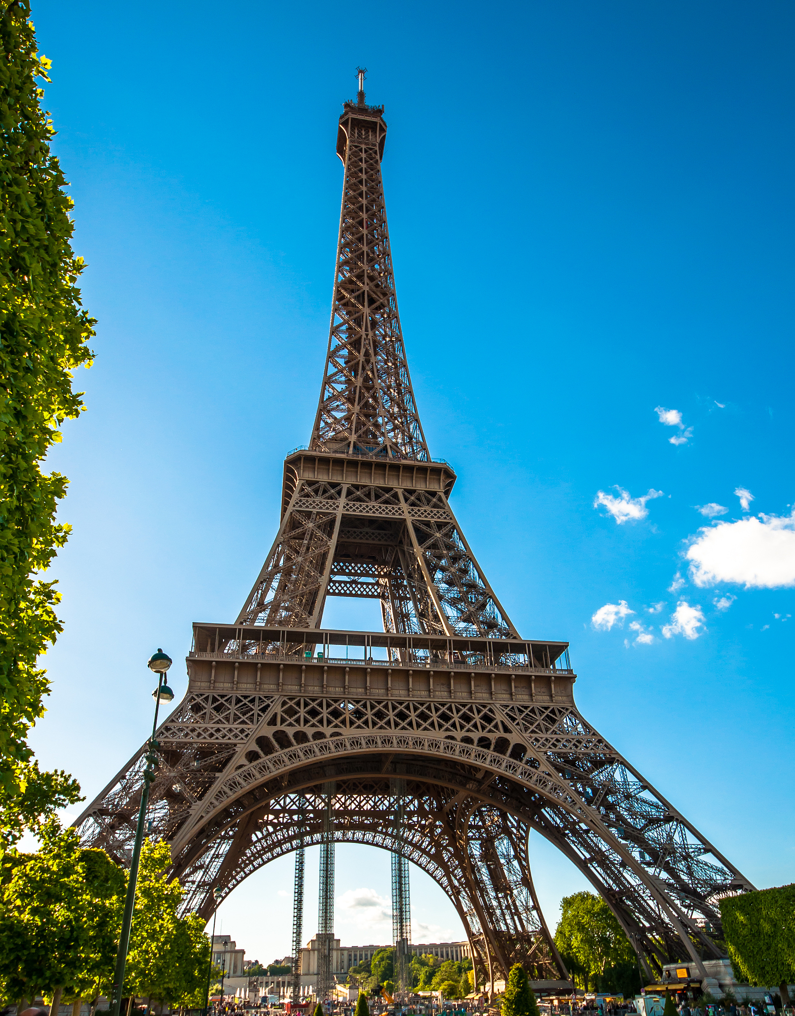 请帮我写1篇不少于700汉字的博客文章语言要幽默接地气。主题是：最浪漫的国家世界十大最浪漫的地方