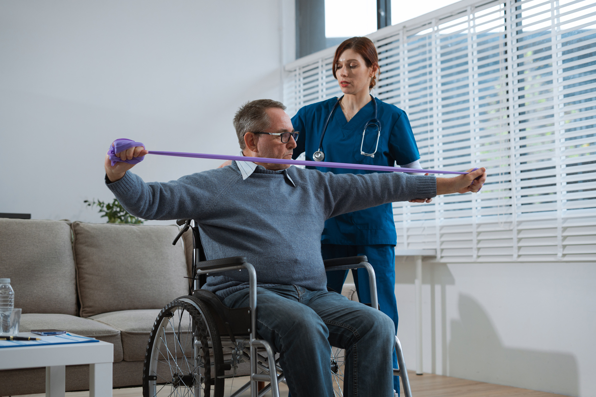 康复治疗专业就业前景和薪资待遇分析 - 未来发展趋势及职业建议