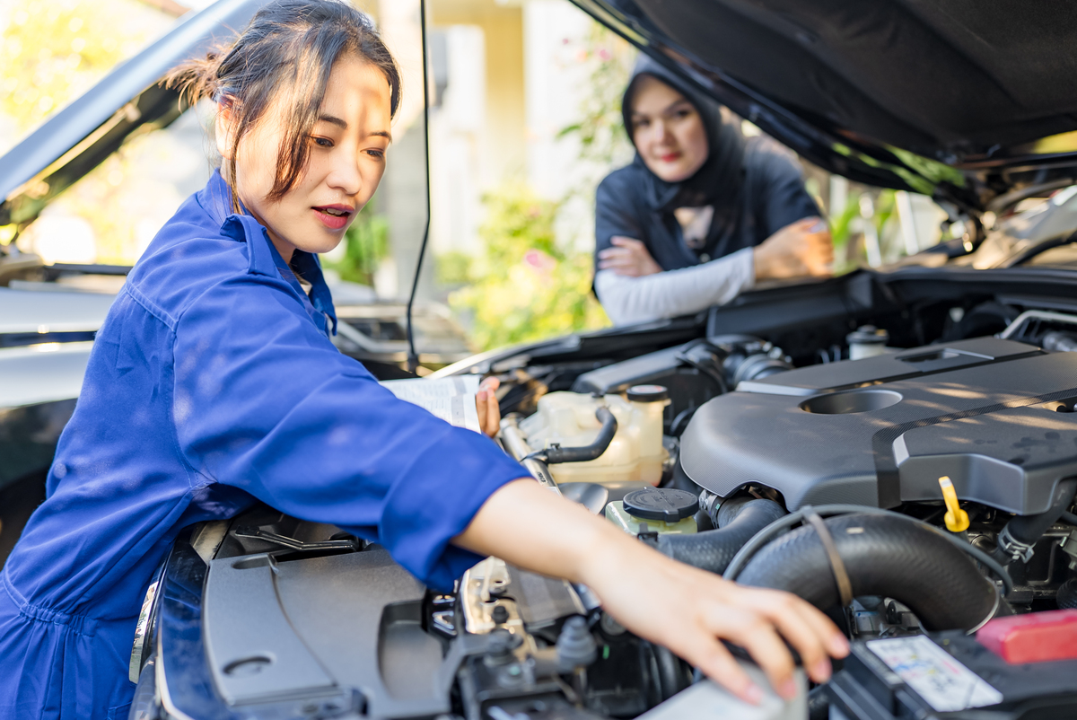 广东2023年女生适合的汽修学校专业：如何选择？