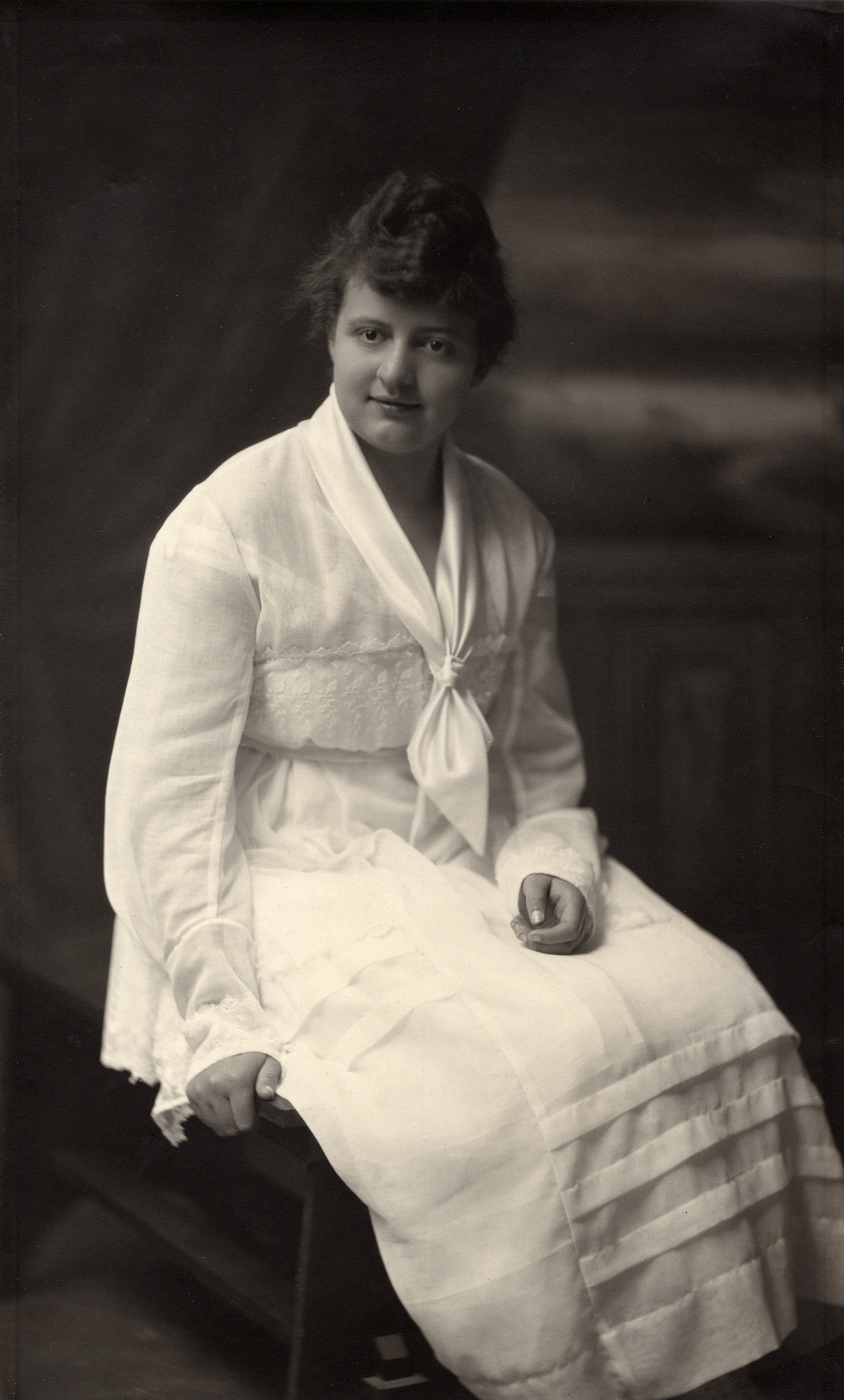 young woman, 1914