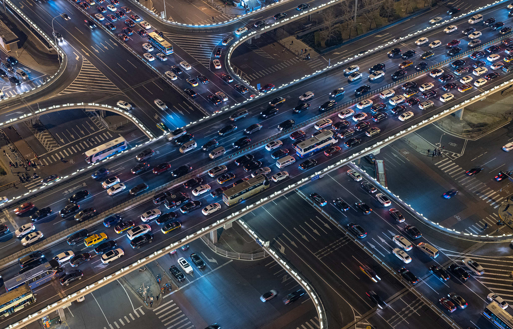 假设你是我的数学建模指导老师有一个赛题需要你指导我