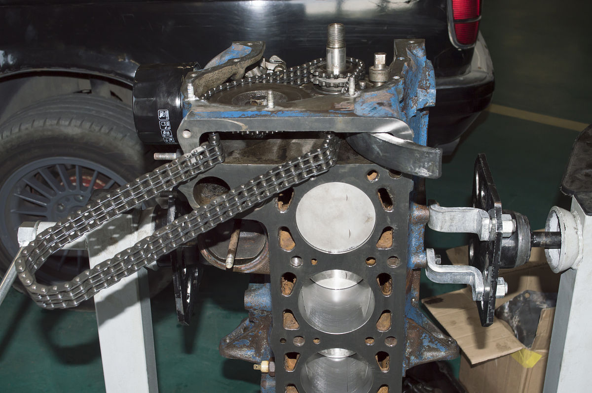 电动助力转向系统减速机构的工作寿命是多久帮我用200字详细描述