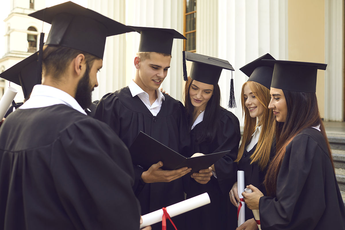 初中毕业读什么比较好用发散性