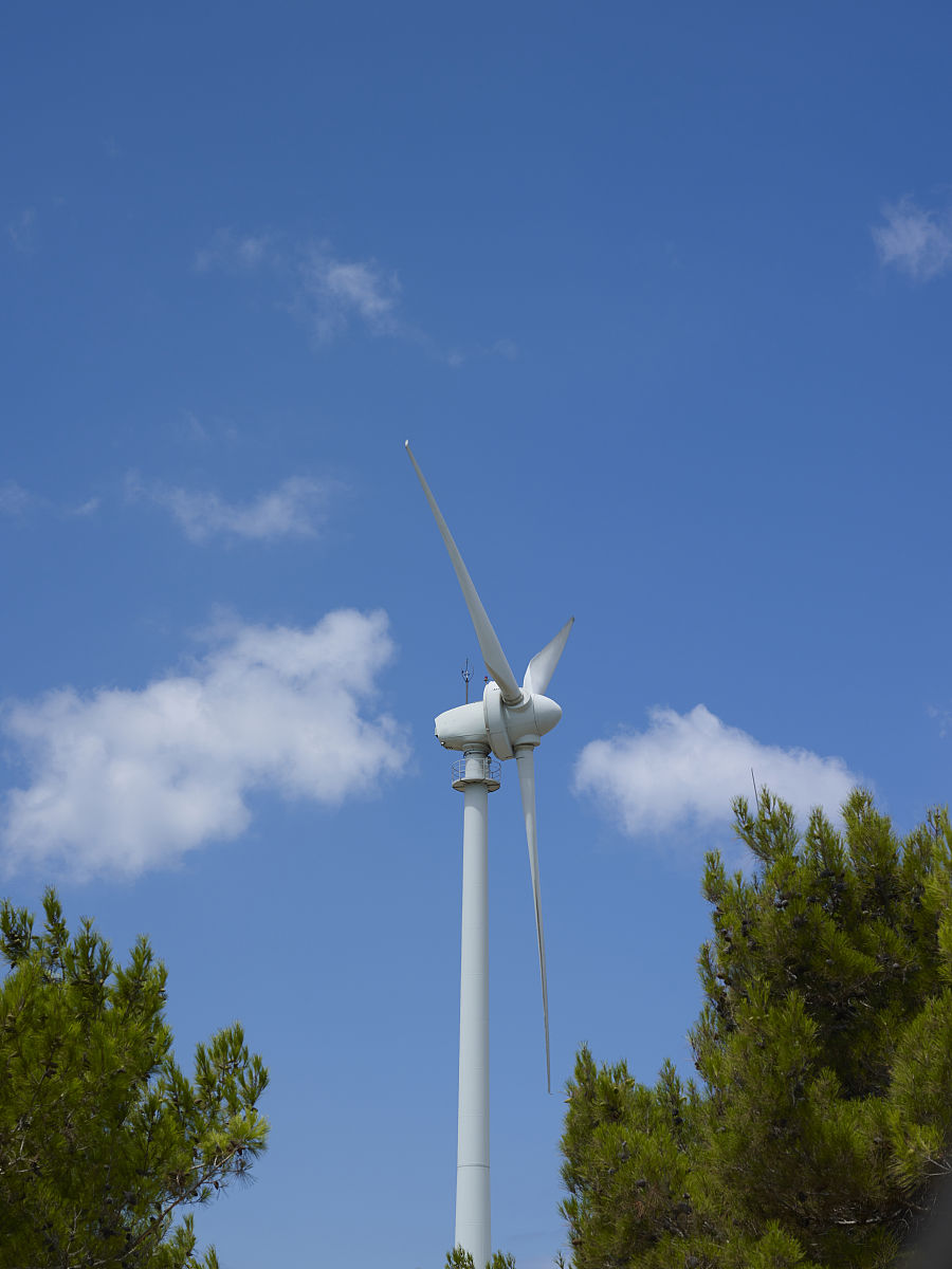 烟台风能电力学校招生咨询电话 - 培养风能电力技术人才