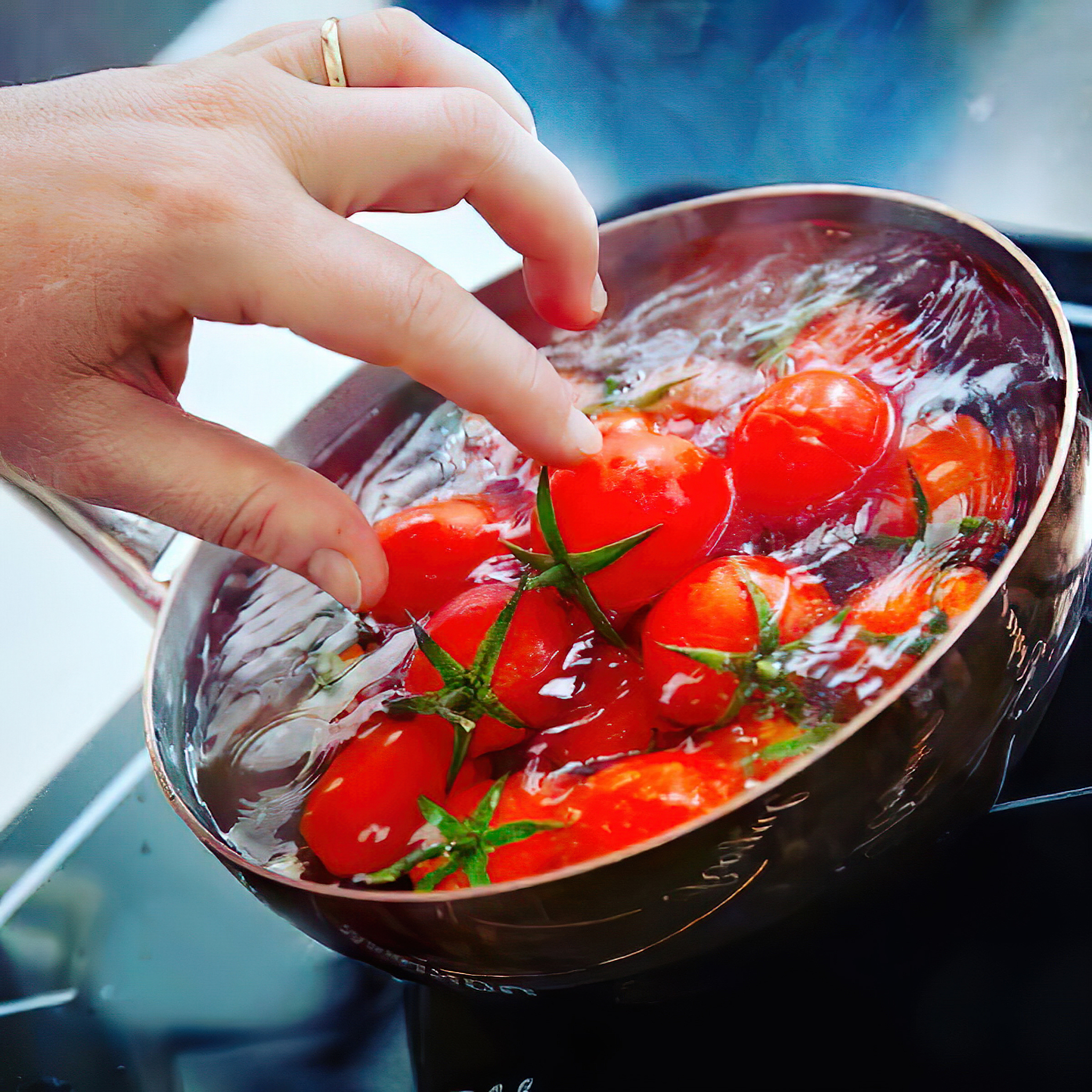 油渍番茄的做法_油渍番茄怎么做