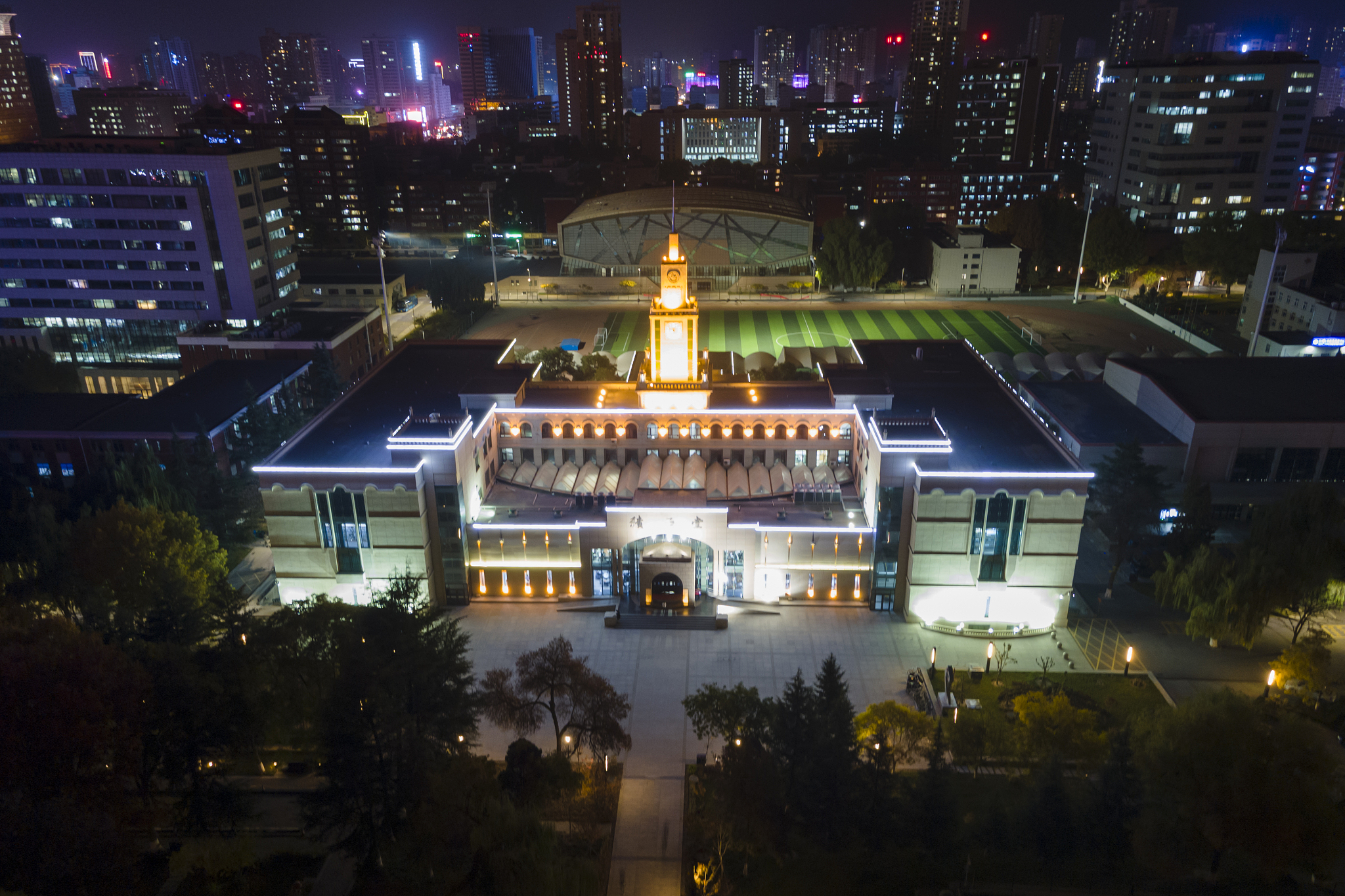 甘肃哪些学校开设有平面设计与制作专业