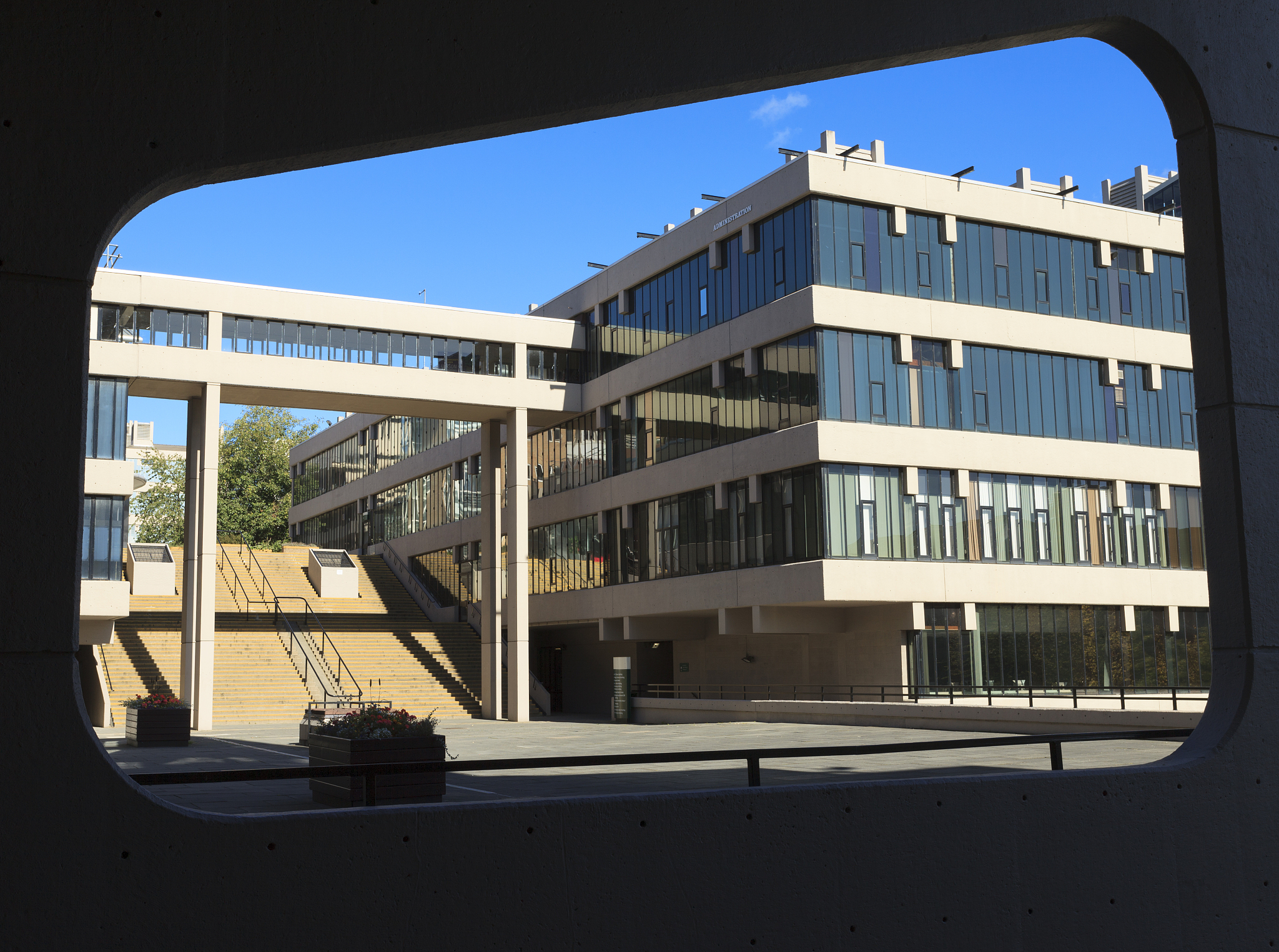 leeds un<strong>i</strong>versity campus