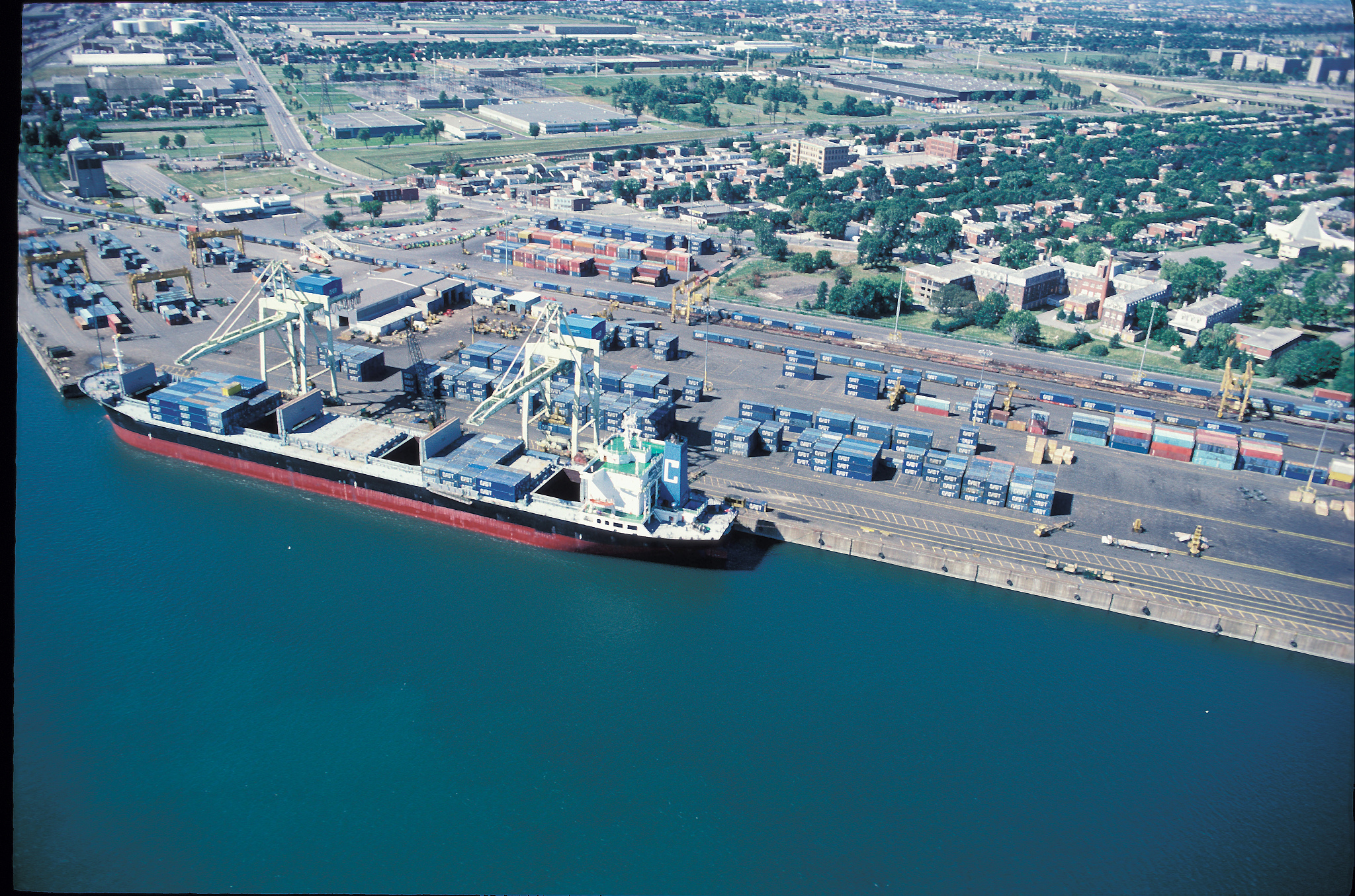 假设江西某贸易公司向美一贸易有限公司出口某产品1000箱已知收货人代号为CO METALS目的地为BALTIMORE合同号为JXNC170804AM。请根据以上已知条件制作一个标准化唛头。