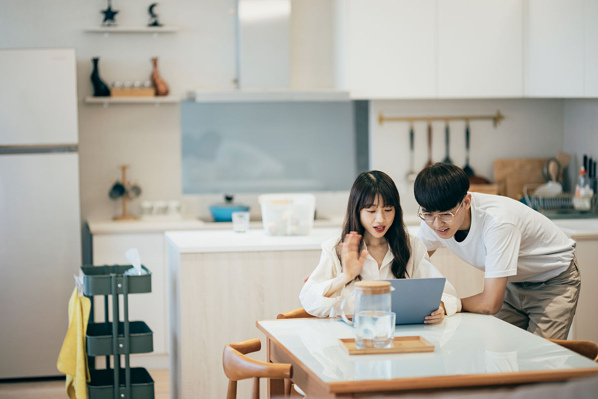 俘获文青女孩芳心：一份量身定制的追求攻略