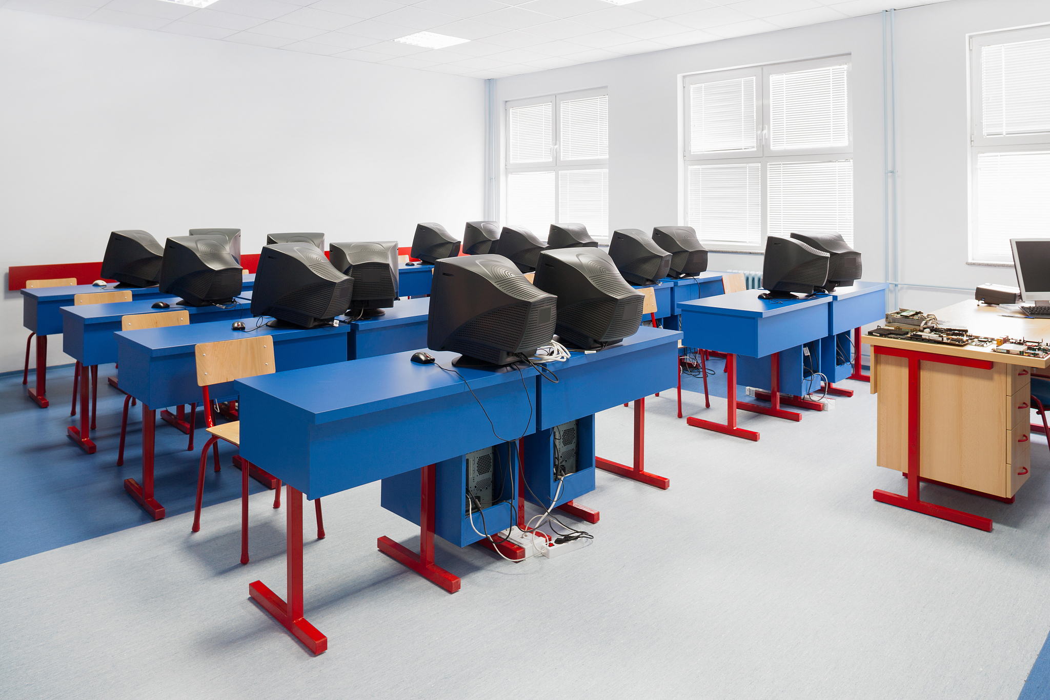 平凉计算机学校2022年招生简章-招生报名知识