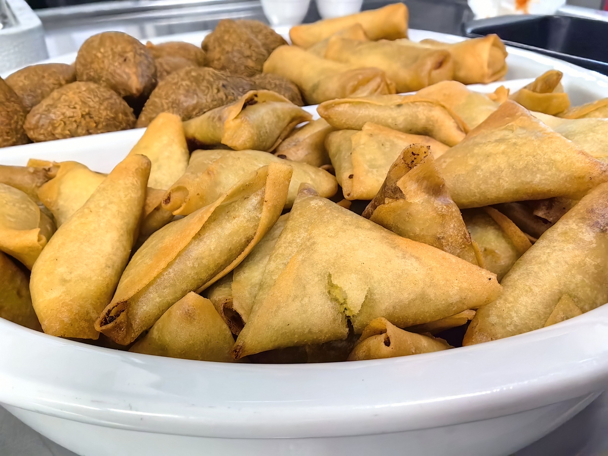 '艾'你一下，春天就来了！艾糍艾粄香气扑鼻，清明特惠享不停！