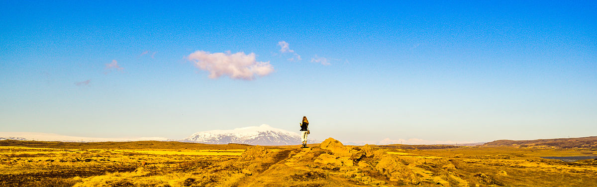 帮我唱一首姑娘在远方