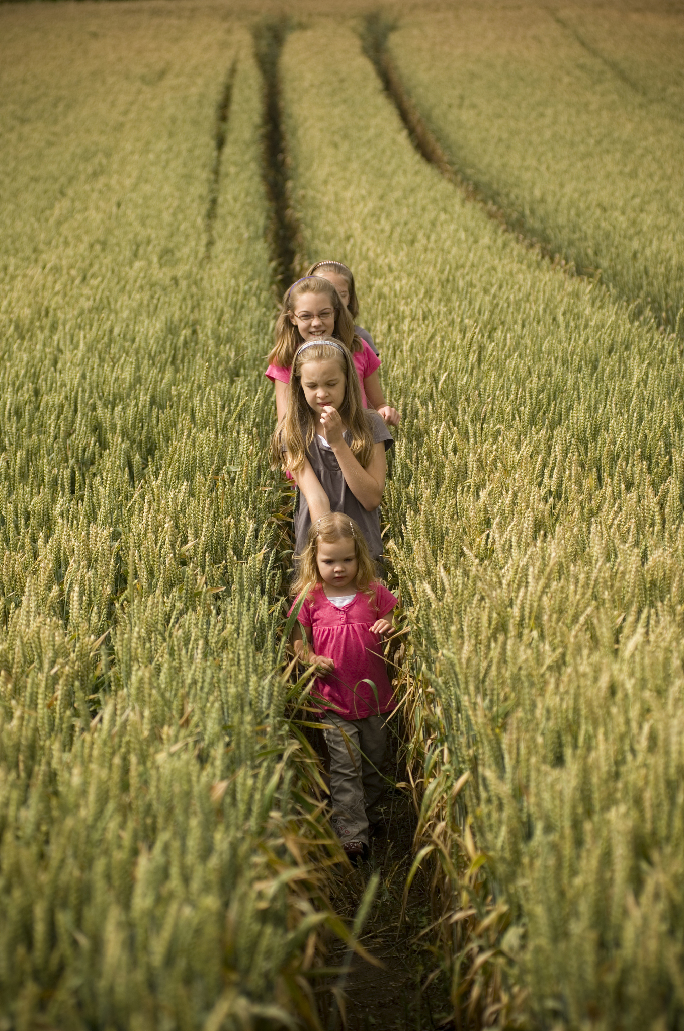 草原上的分娩：一个年轻部落女孩的成长故事